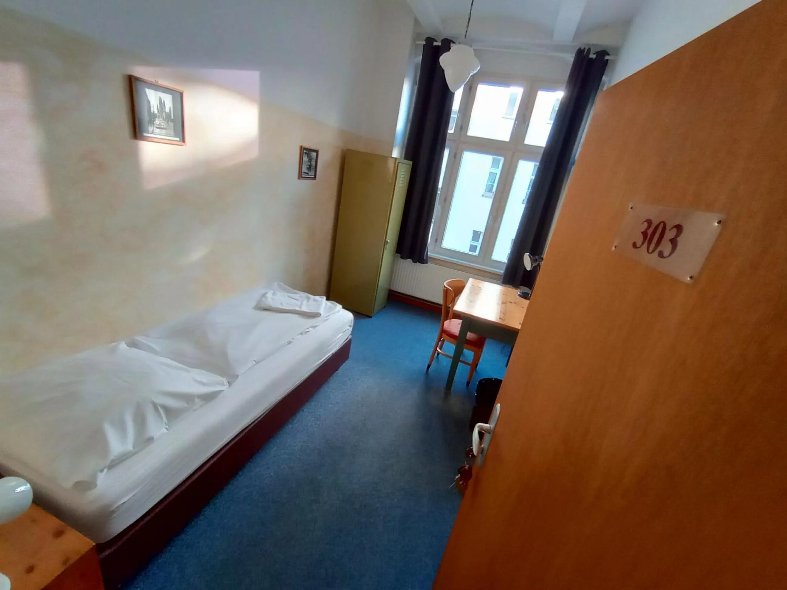 Bed in Die Fabrik - Hostel