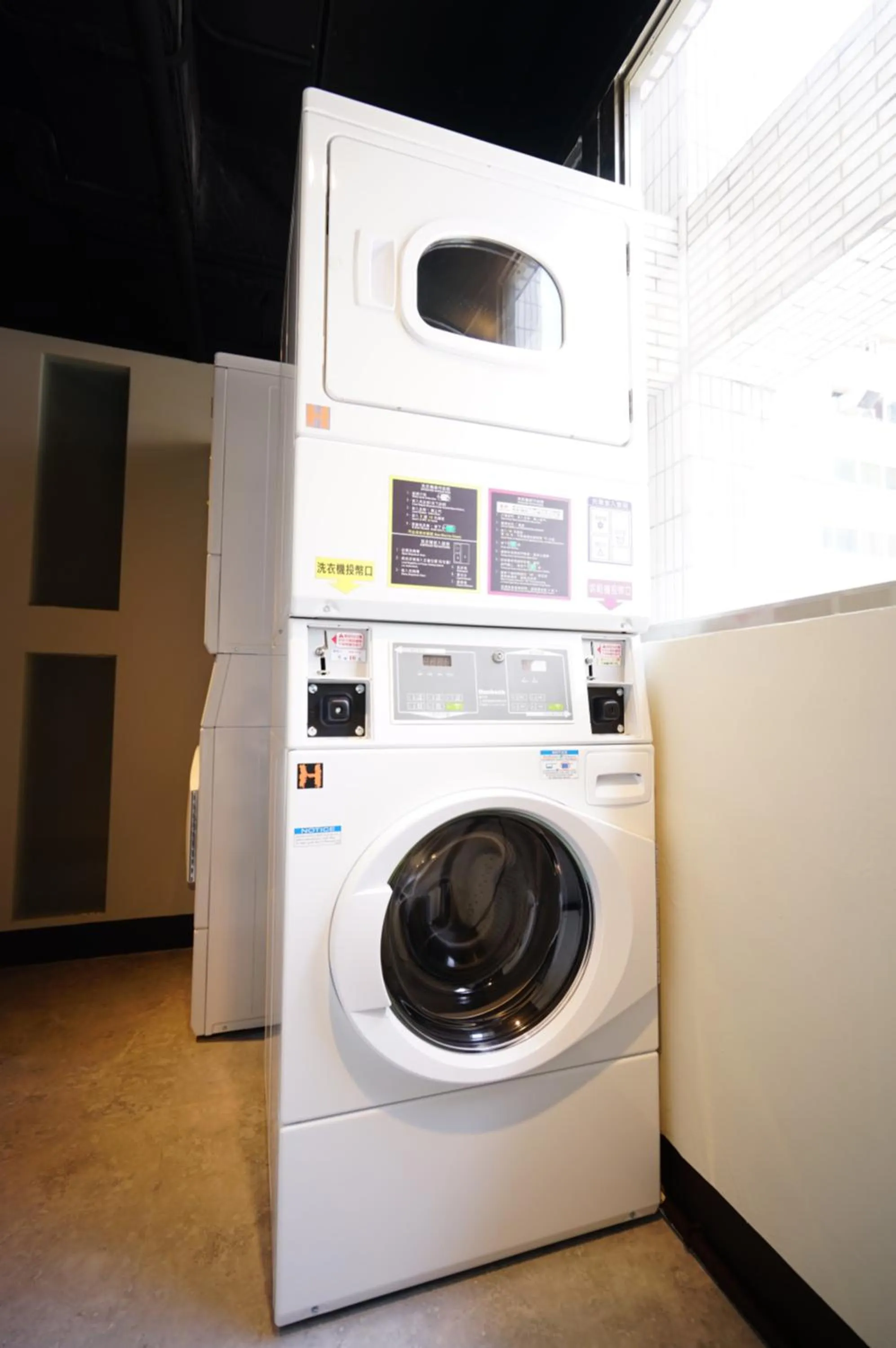 Communal kitchen in Cavemen Hostel Taipei Station Youth Branch