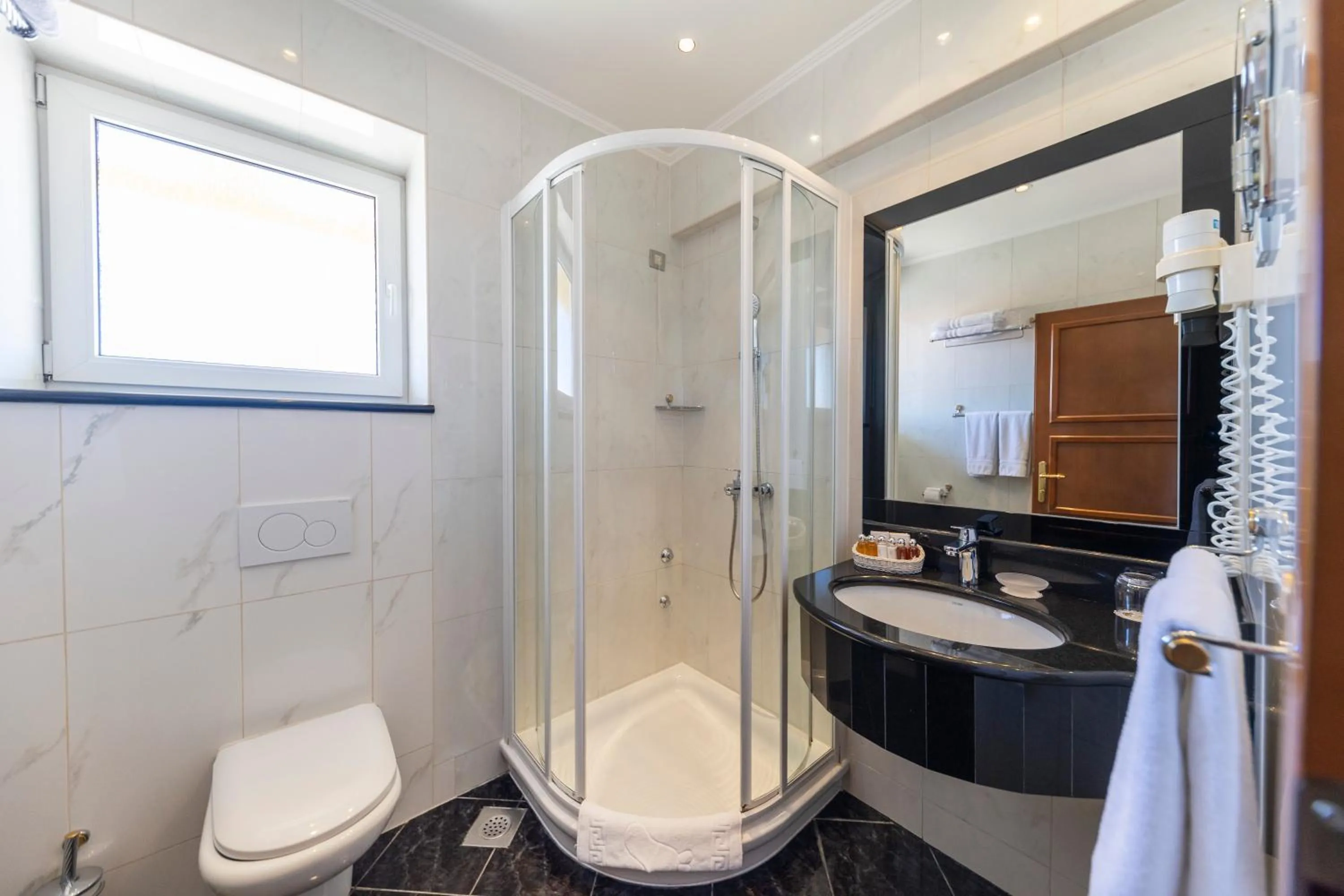 Bathroom in Hotel Niko