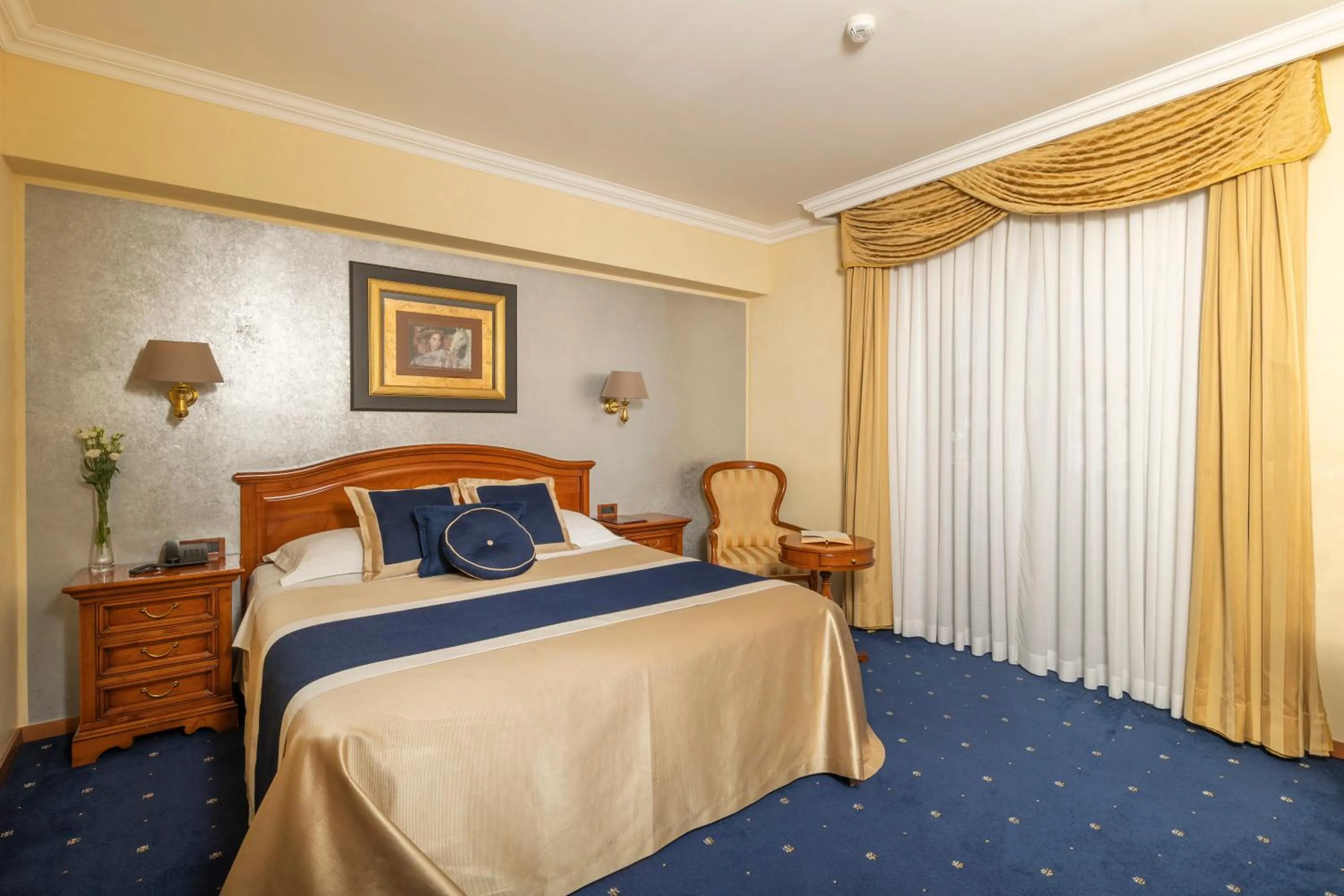 Bed in Hotel Niko