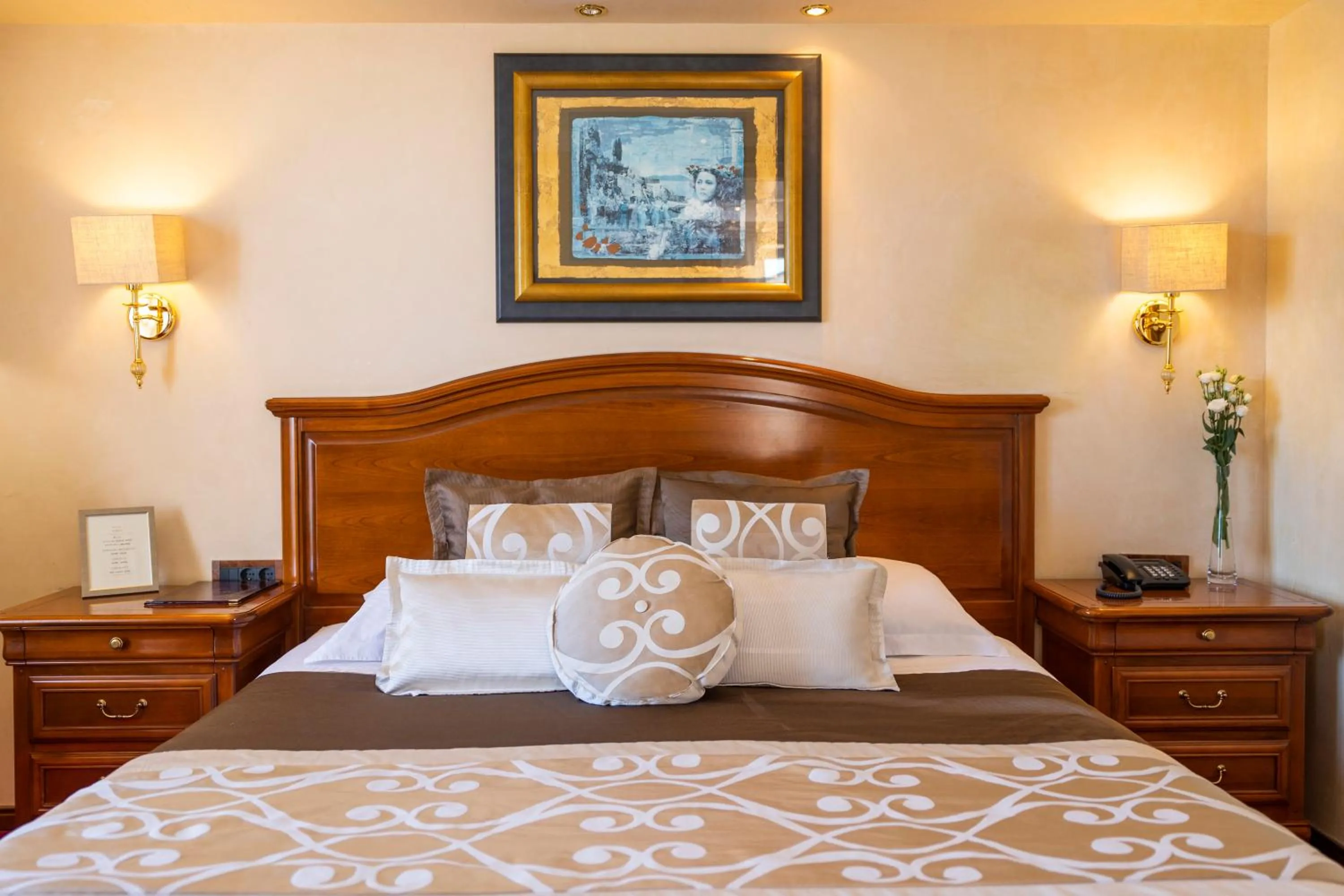 Bed in Hotel Niko