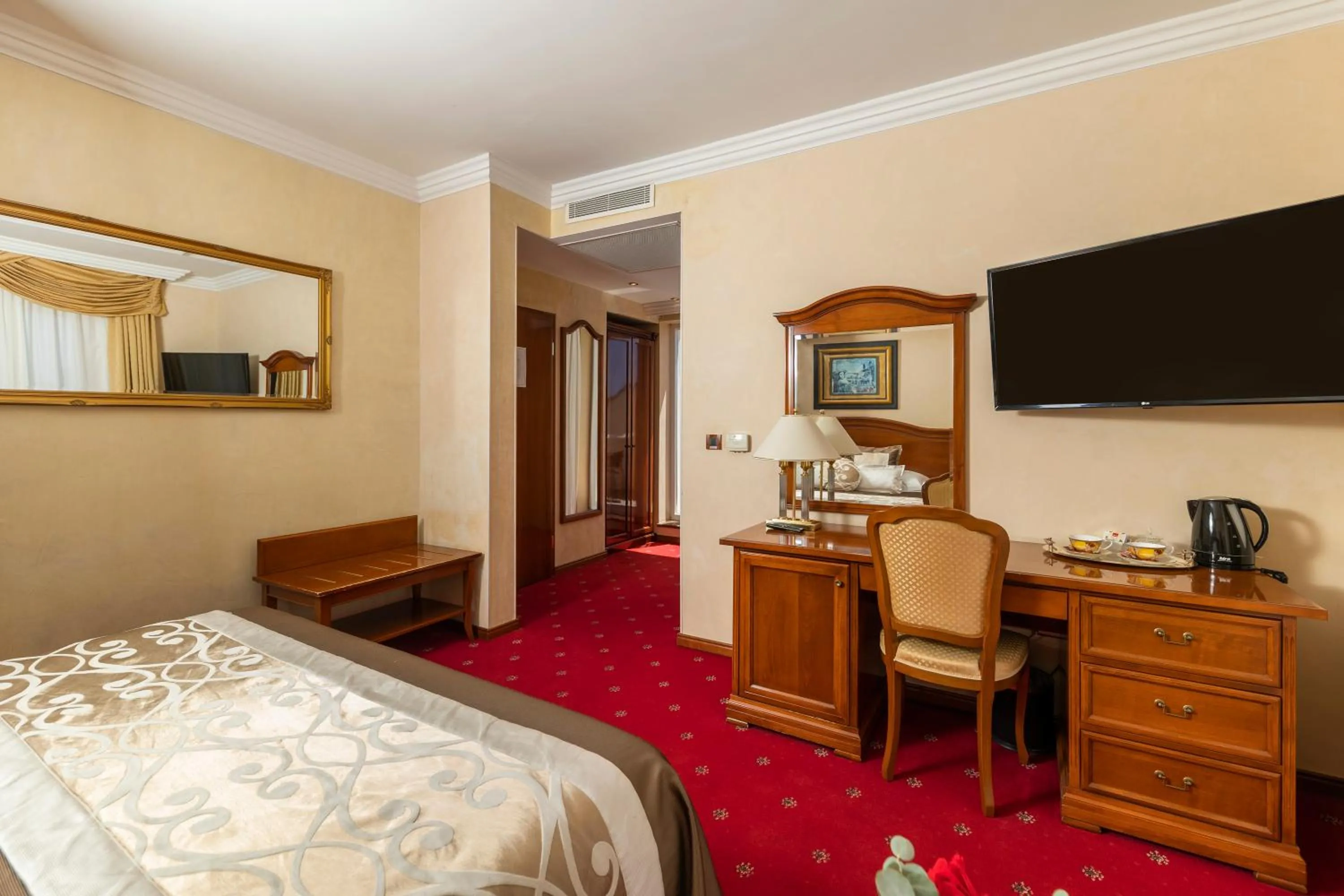 furniture, Bed in Hotel Niko