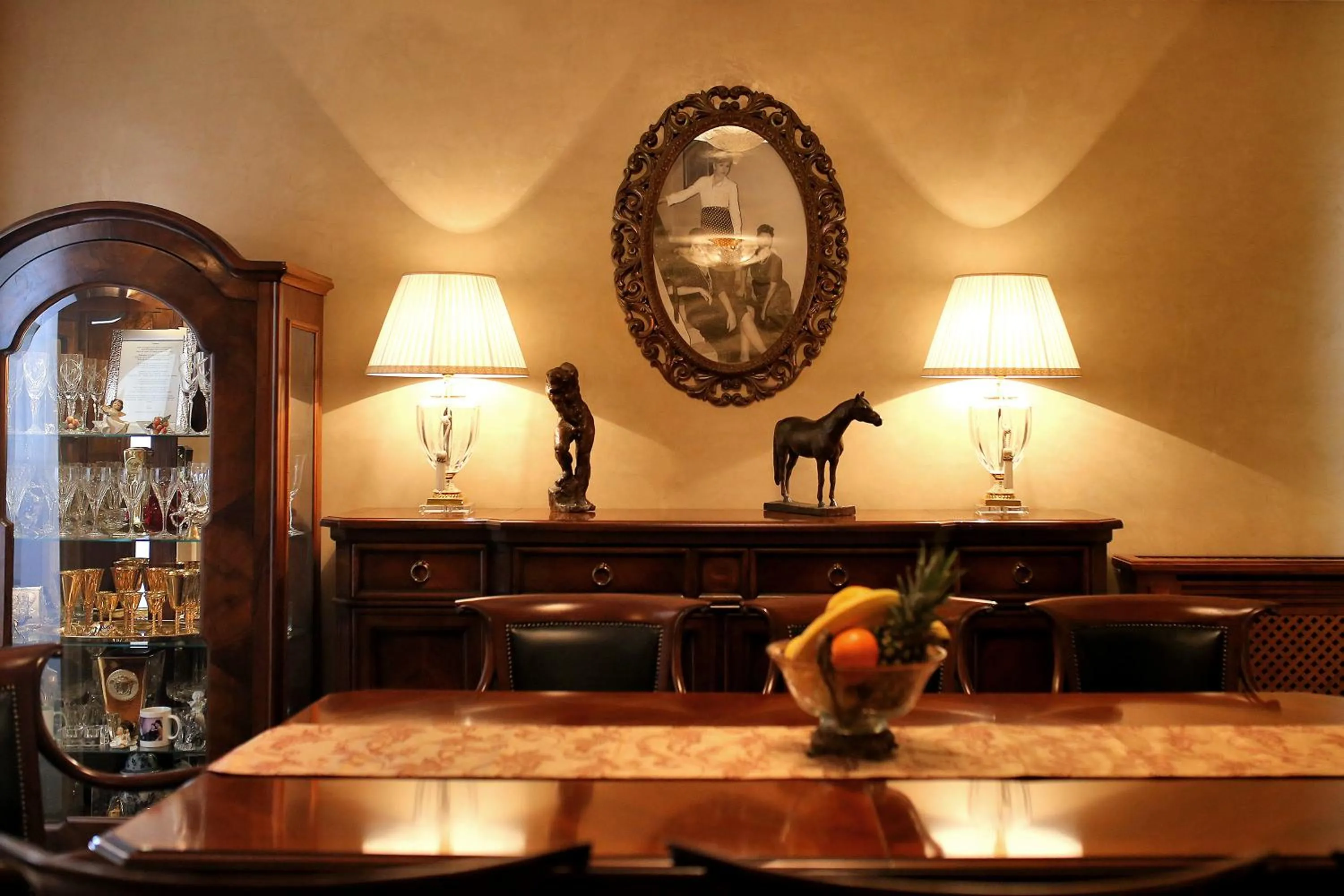 Dining area in Hotel Niko
