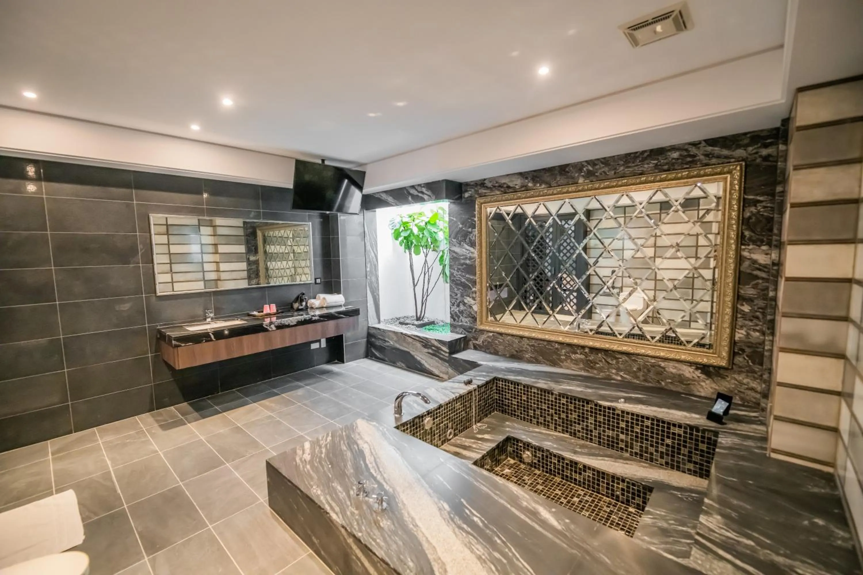 Property building in Feng Cai Motel