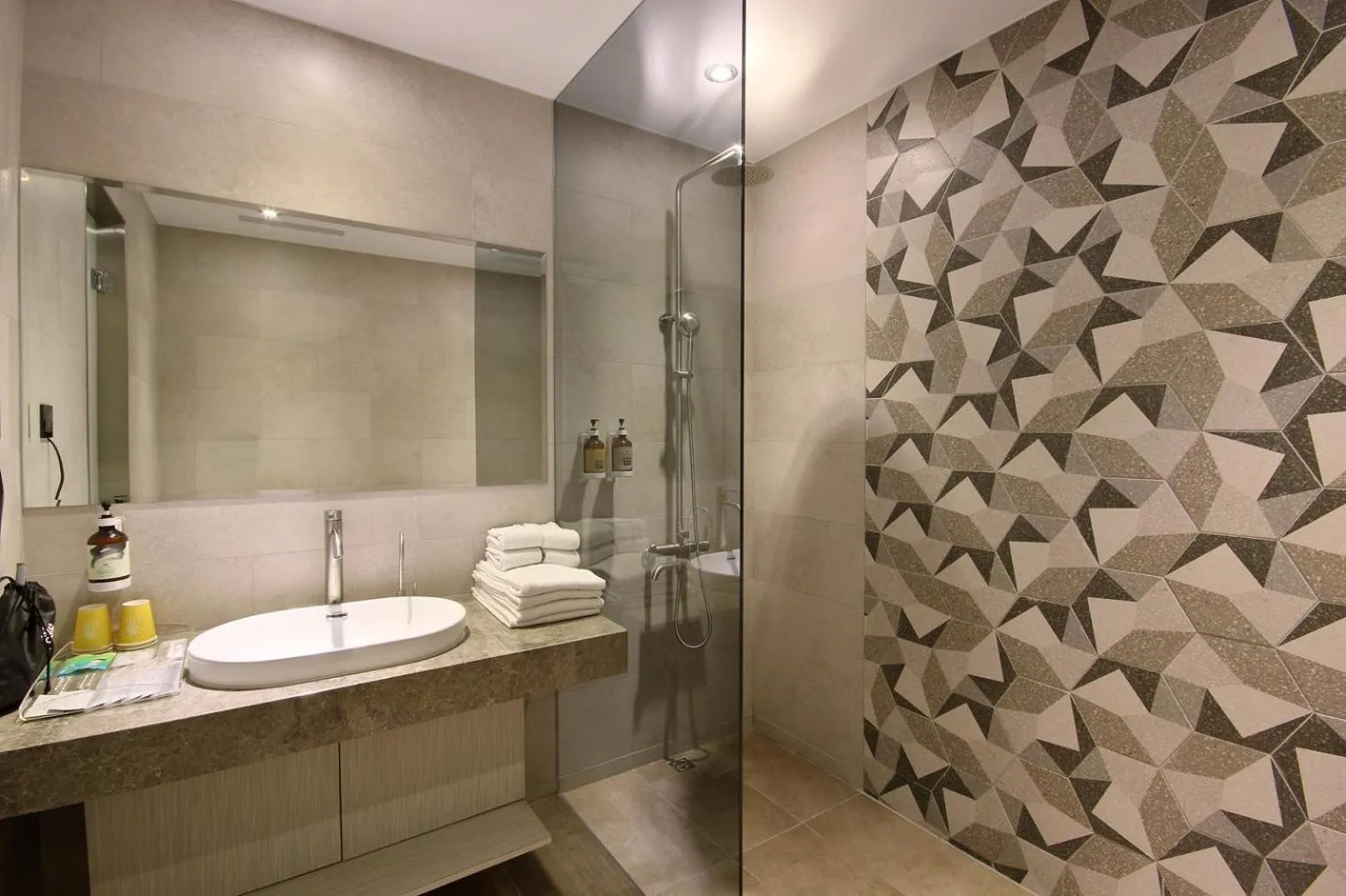 Shower in Region Motel