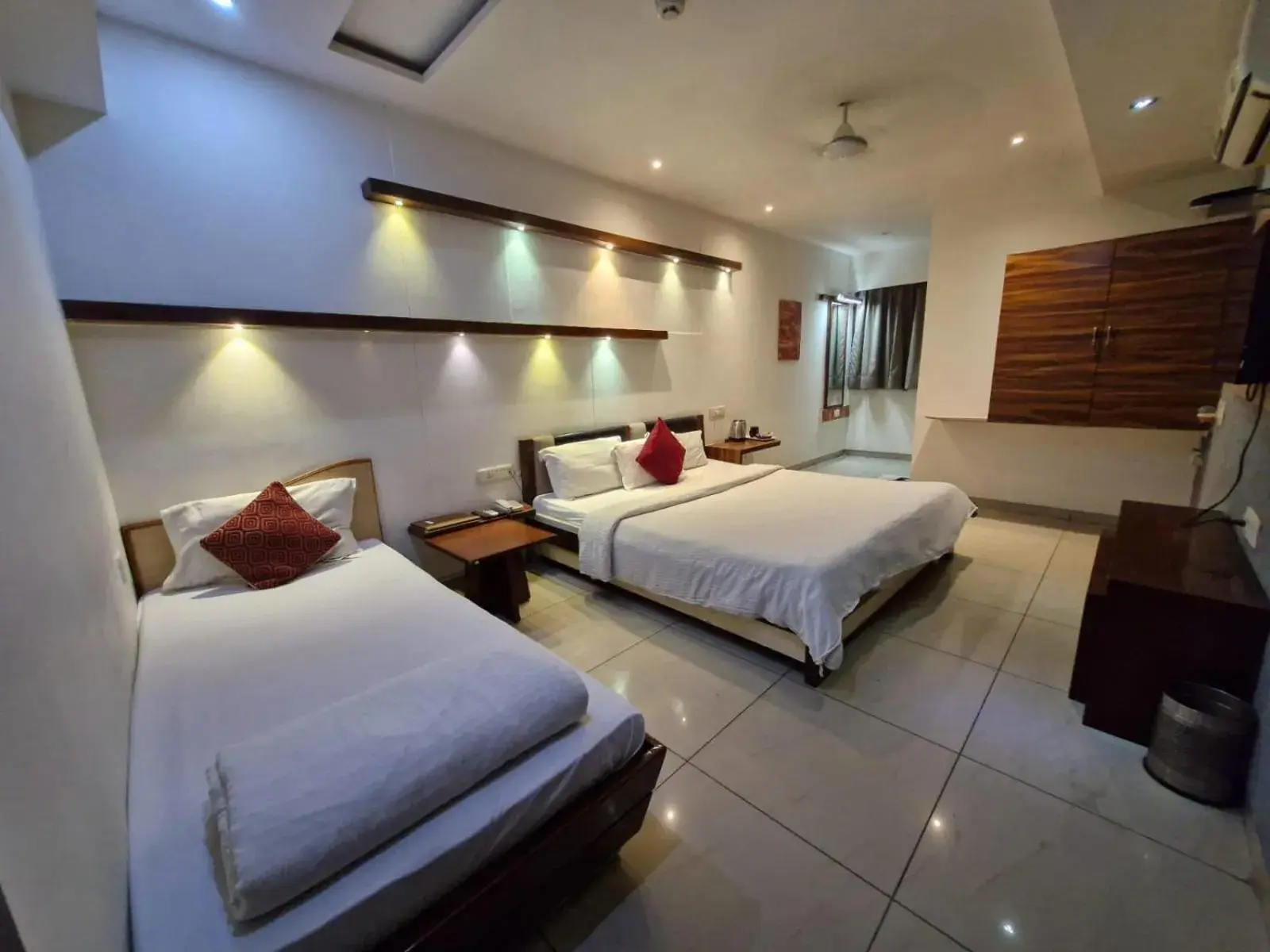 Hotel Kalinga Lake View Hotel Kalinga Lake View