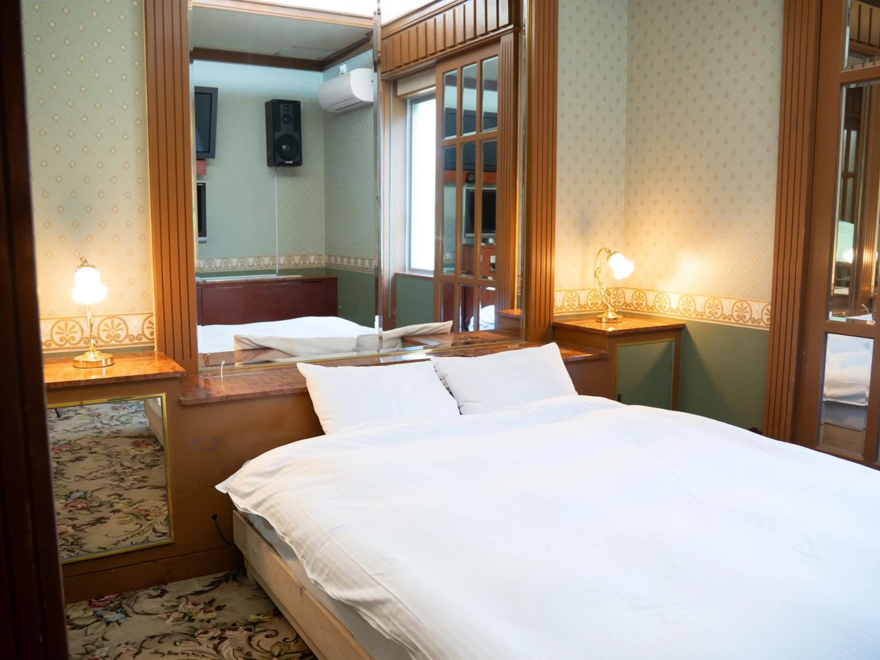 Bed in Farm Garden Hotel