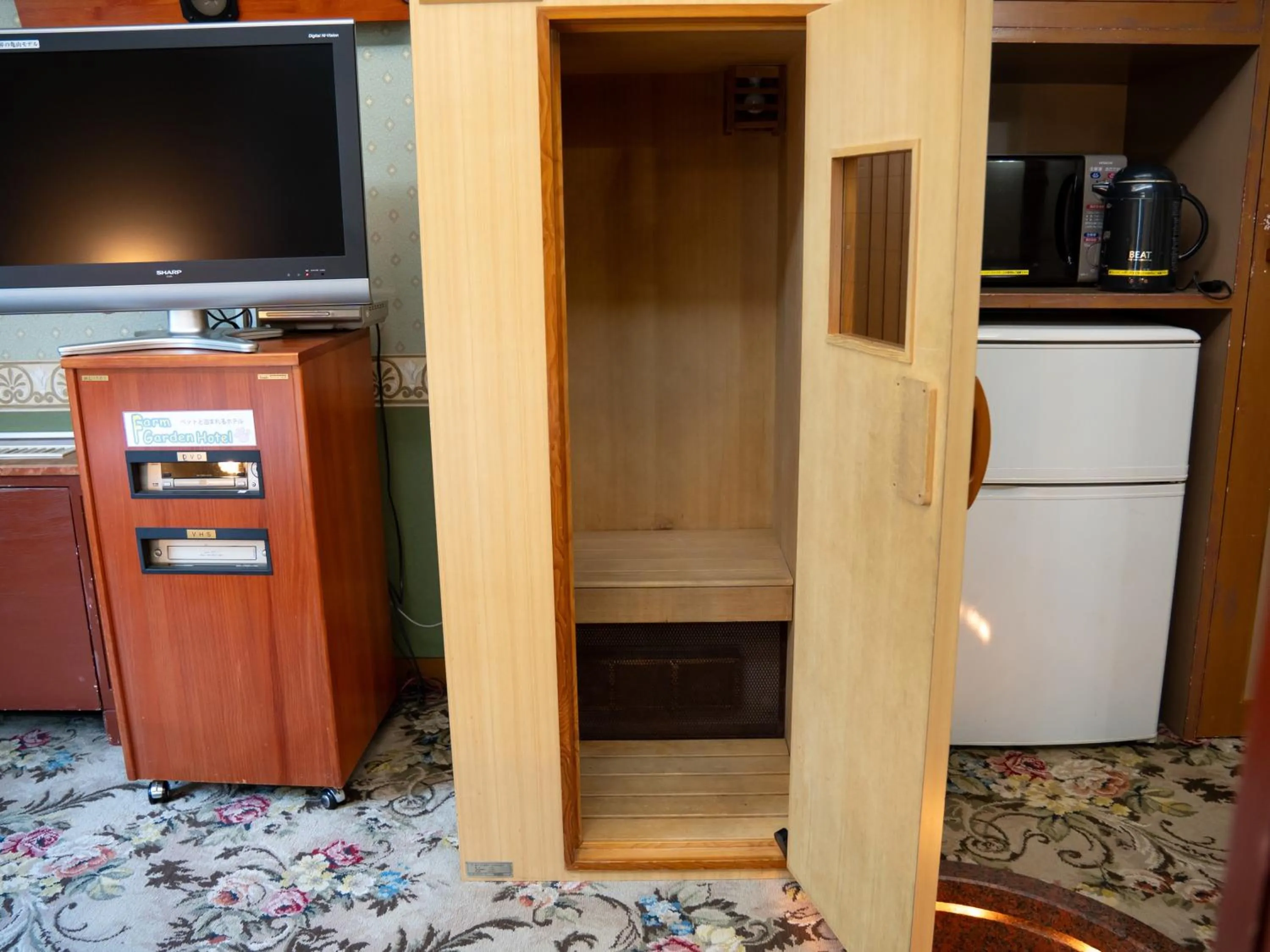 Sauna in Farm Garden Hotel