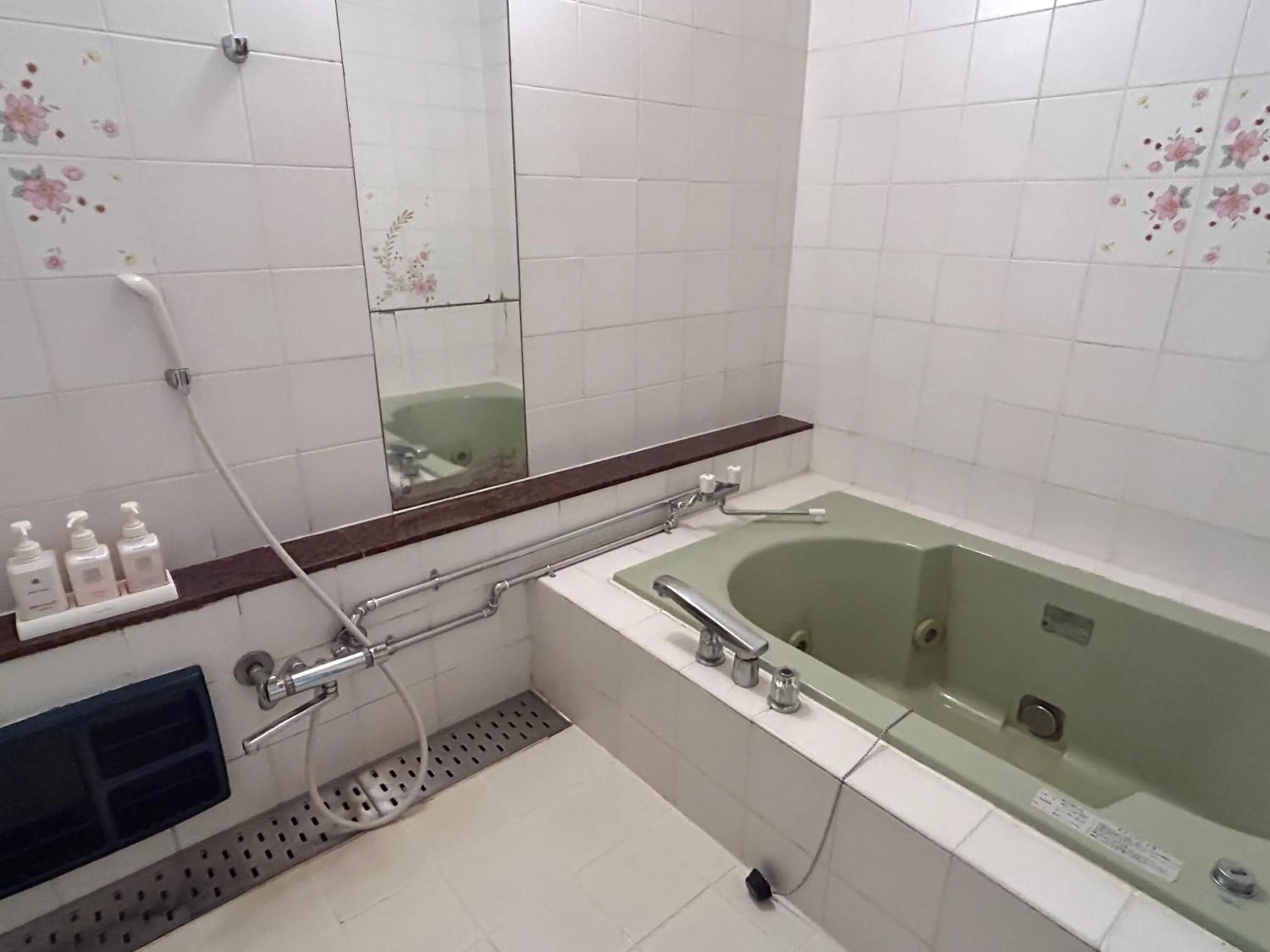 Bathroom in Farm Garden Hotel