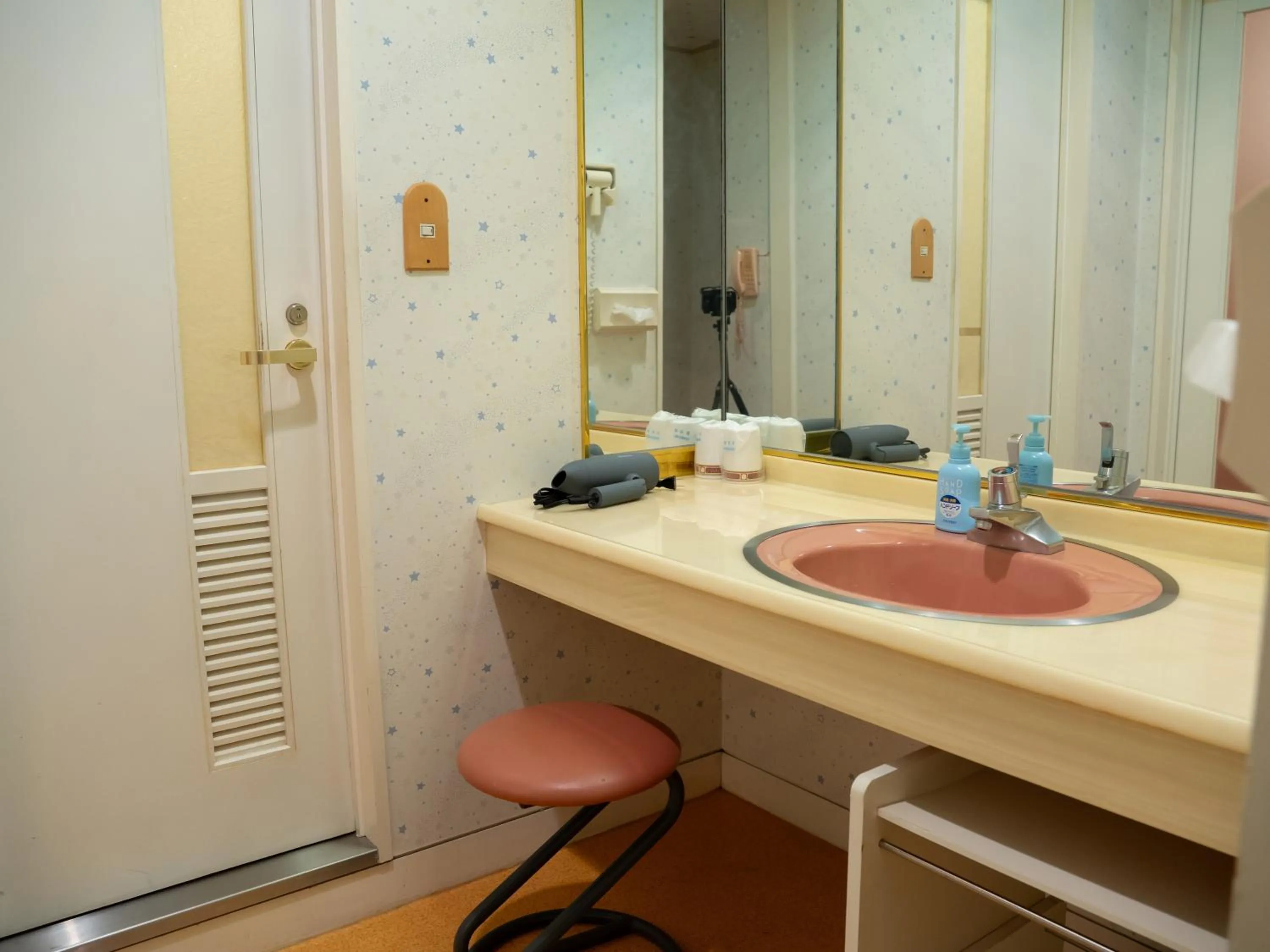 Photo of the whole room in Farm Garden Hotel