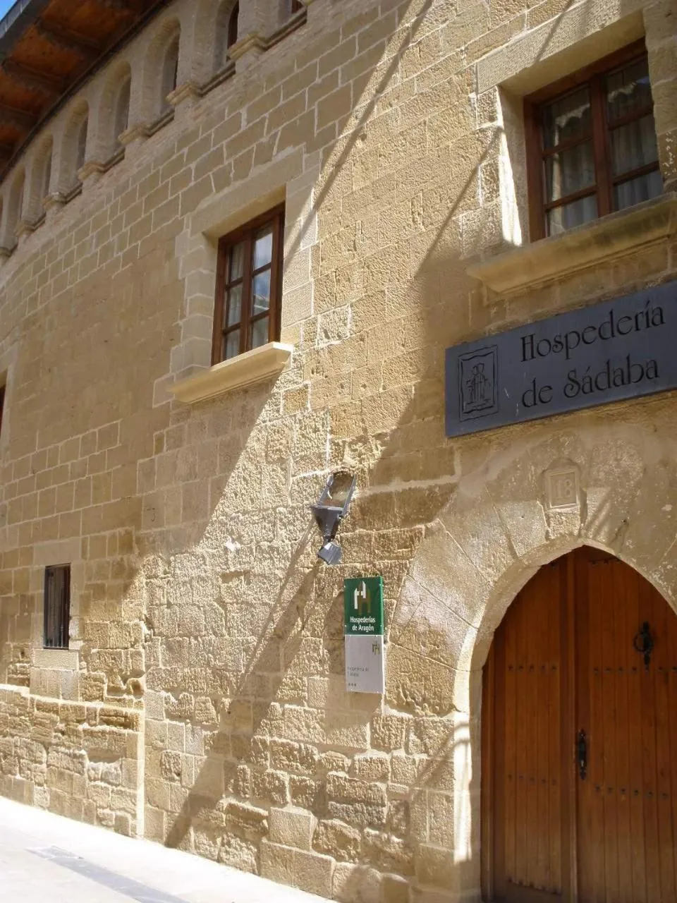 Facade/entrance in Hospedería Sádaba