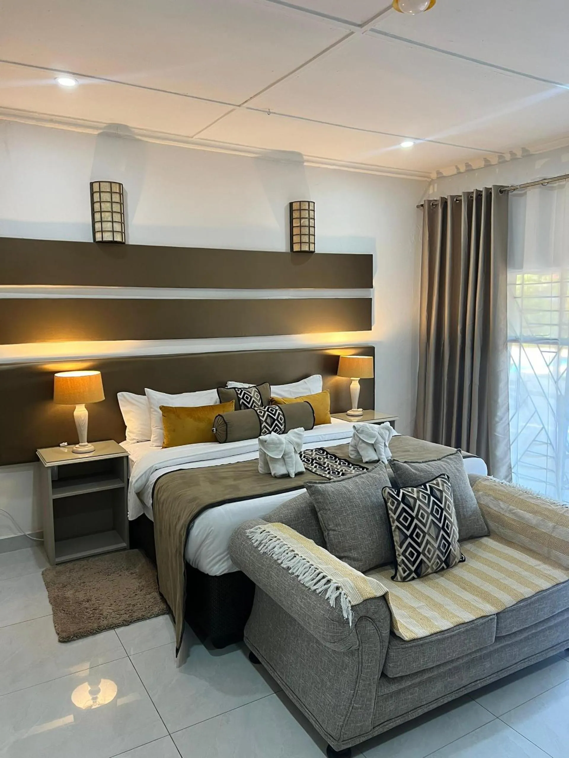 Photo of the whole room, Bed in Ngoma Zanga Lodge