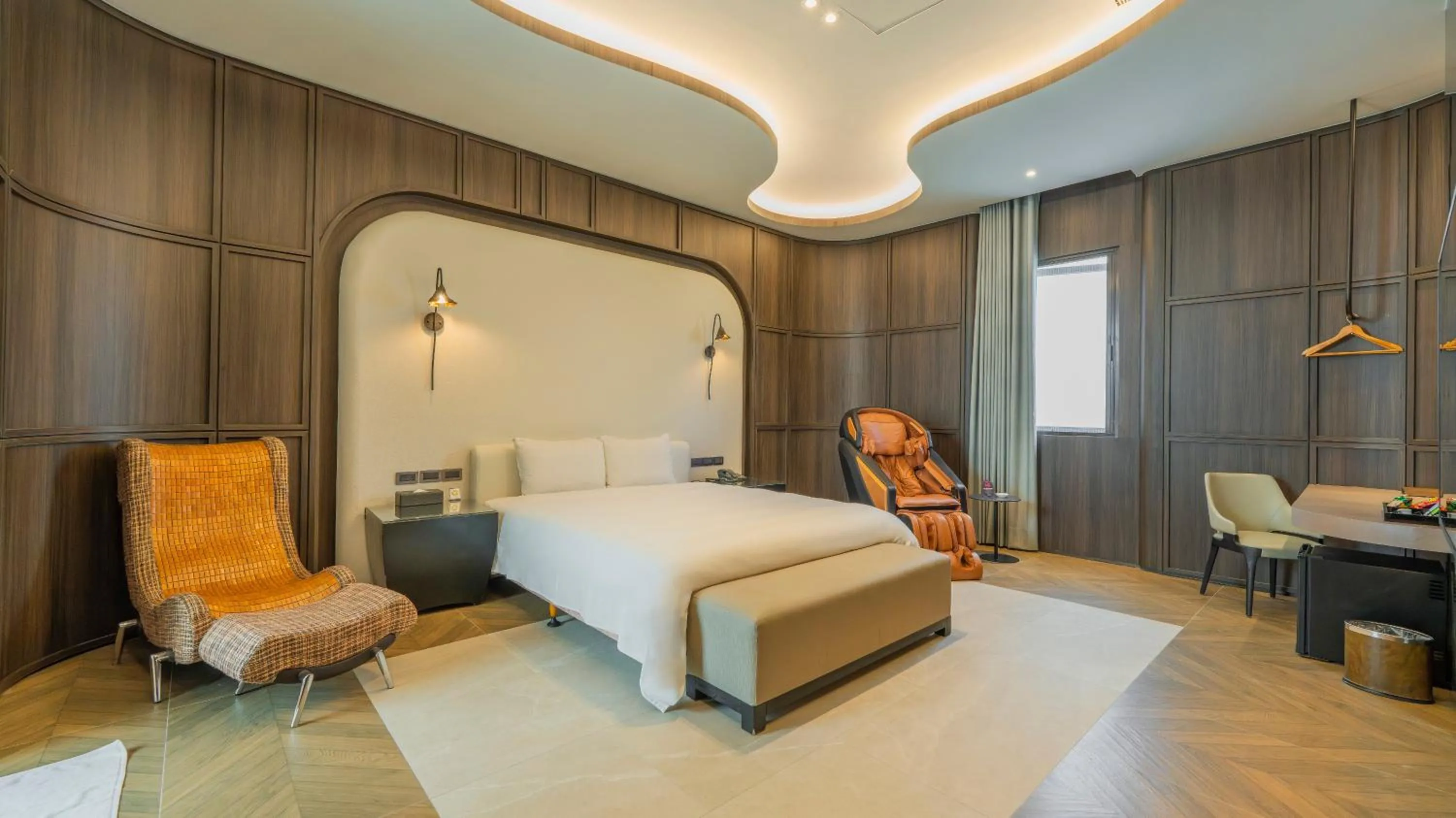 People, Bed in Ease Motel