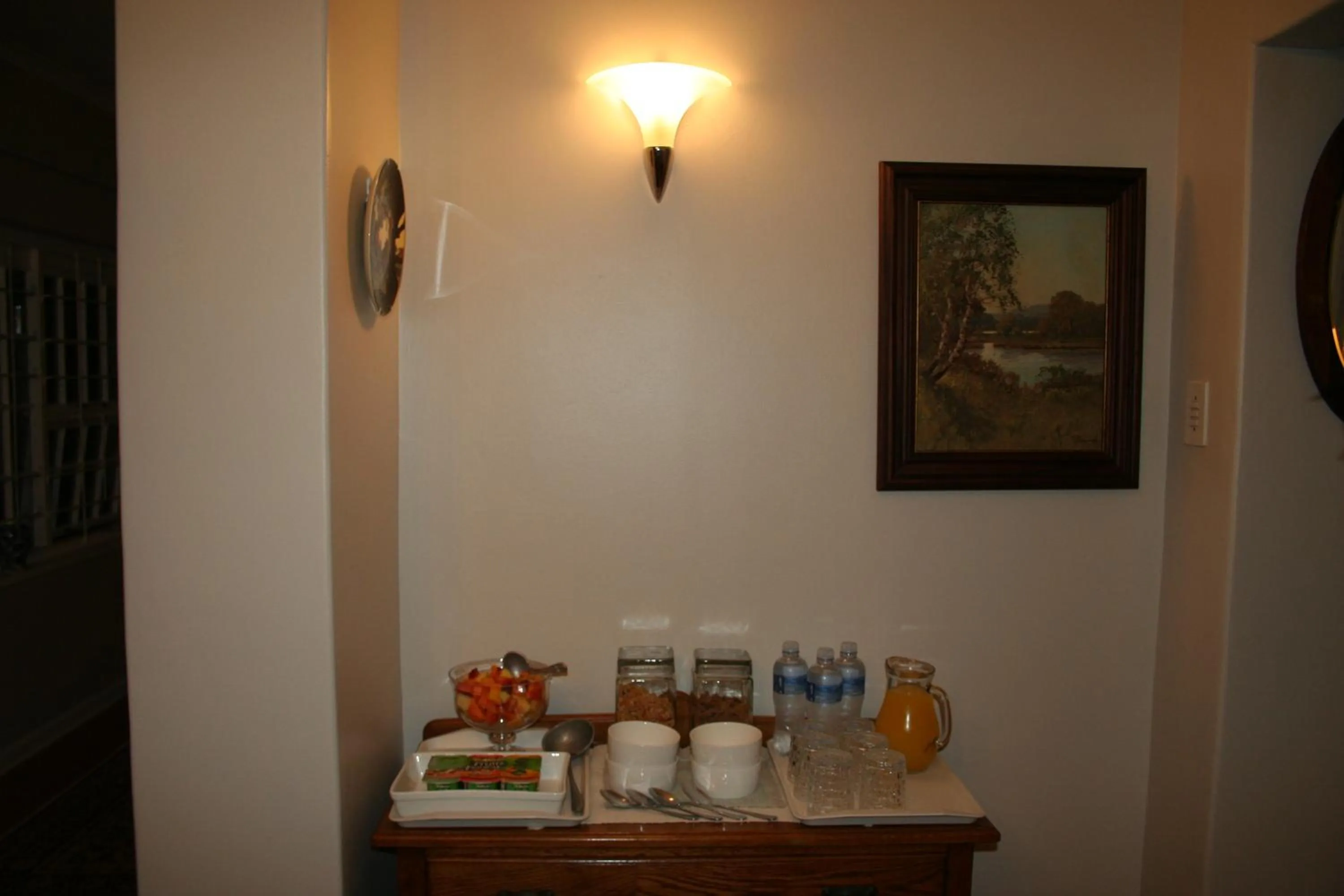 Restaurant/places to eat in brookdale house