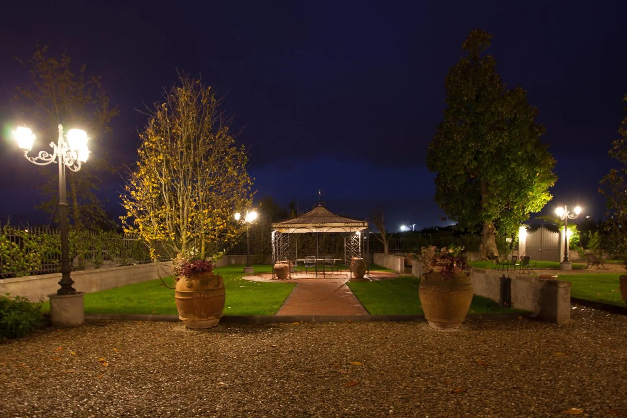 Garden in Relais Villa Scarfantoni B&B