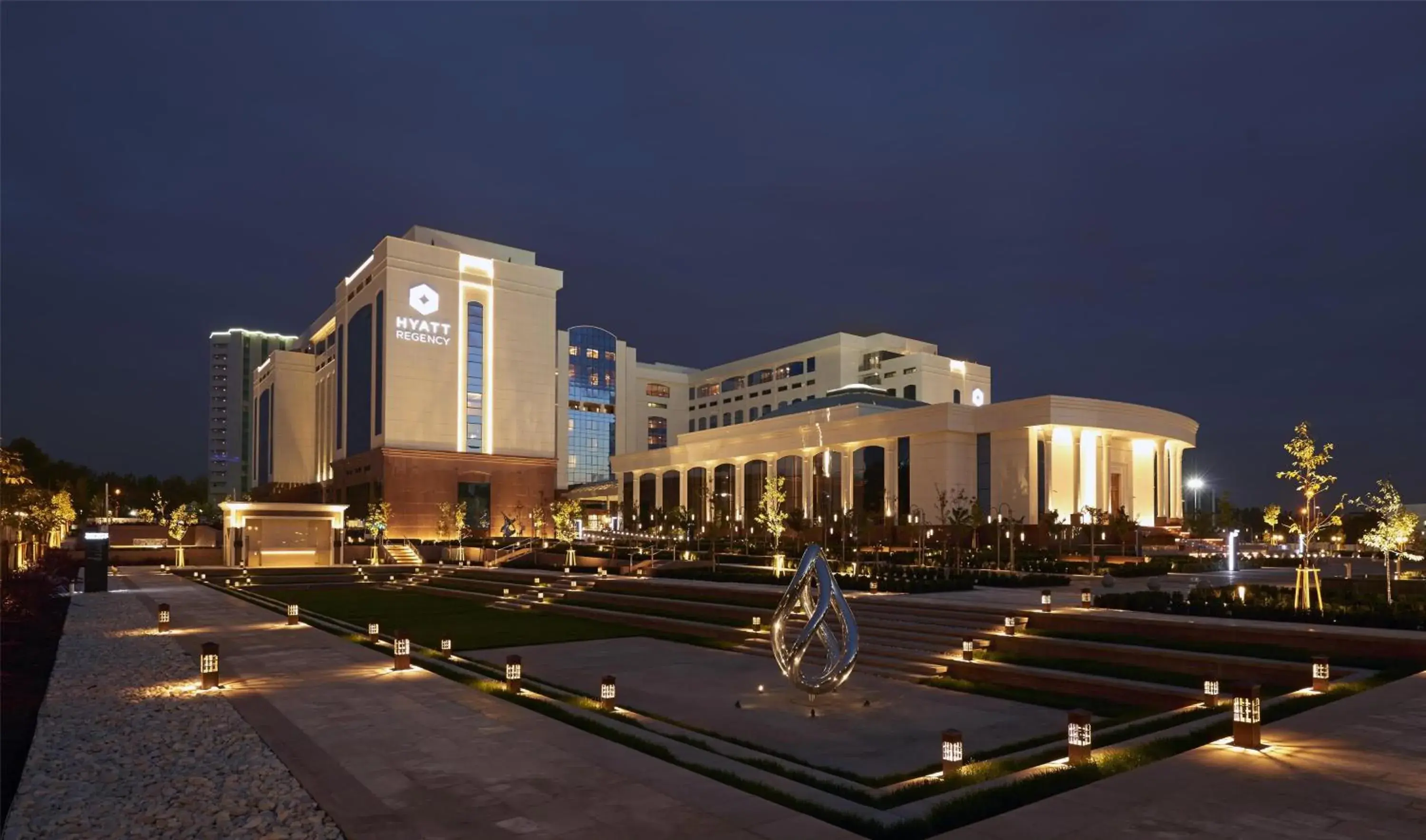 Property building in Hyatt Regency Tashkent Property building in Hyatt Regency Tashkent