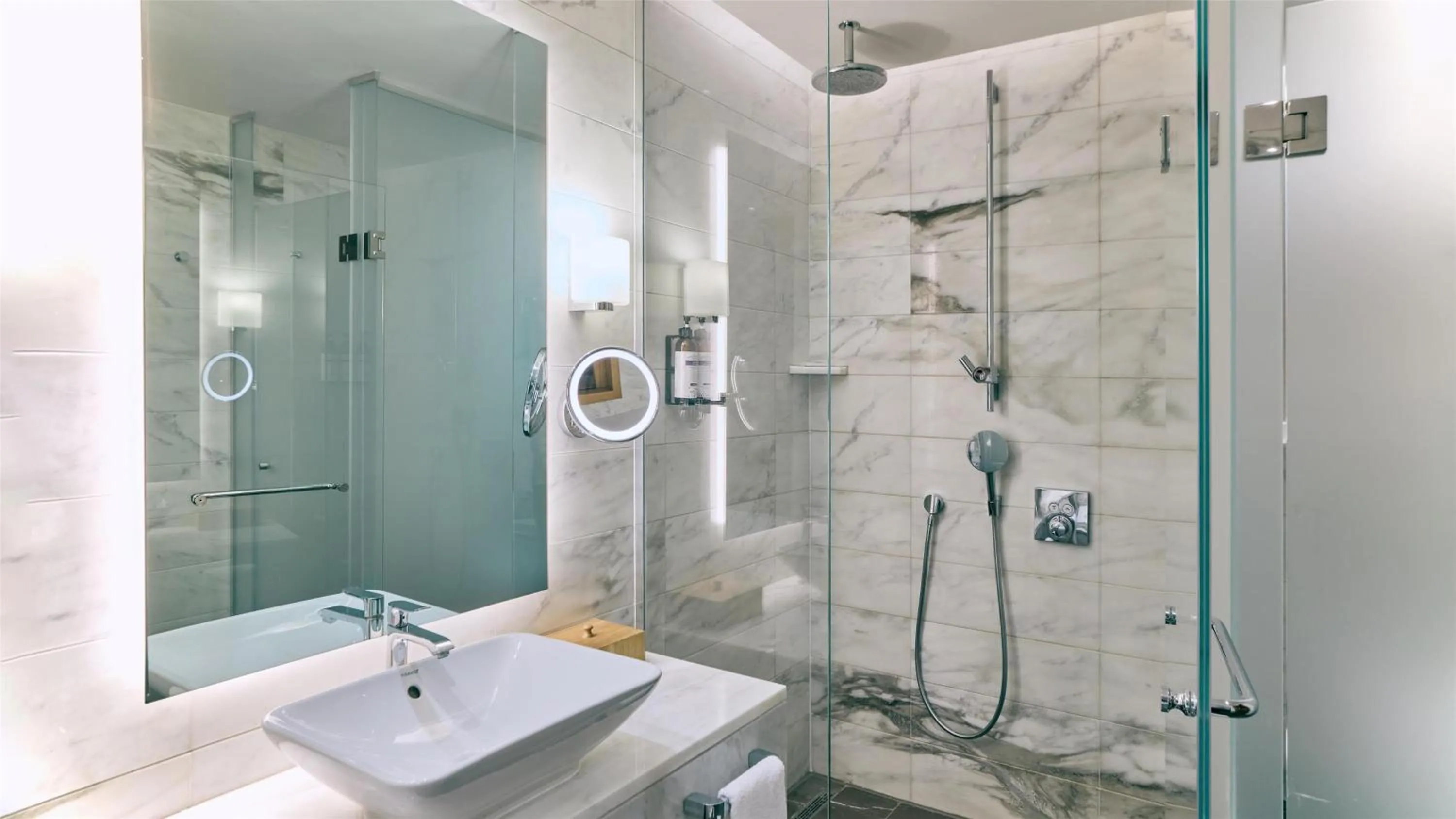 Bathroom in Hyatt Regency Tashkent