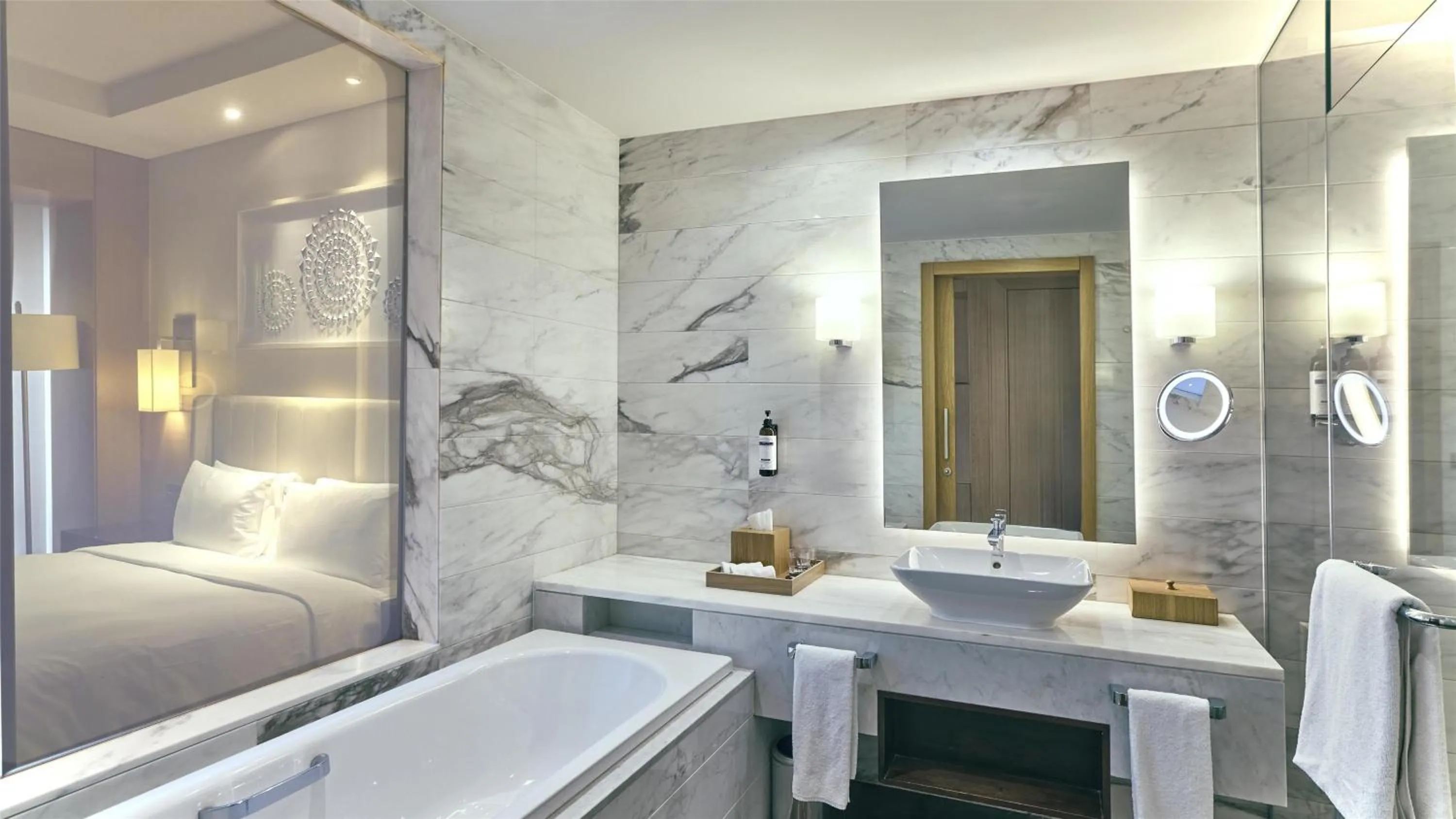 Bathroom, Bed in Hyatt Regency Tashkent