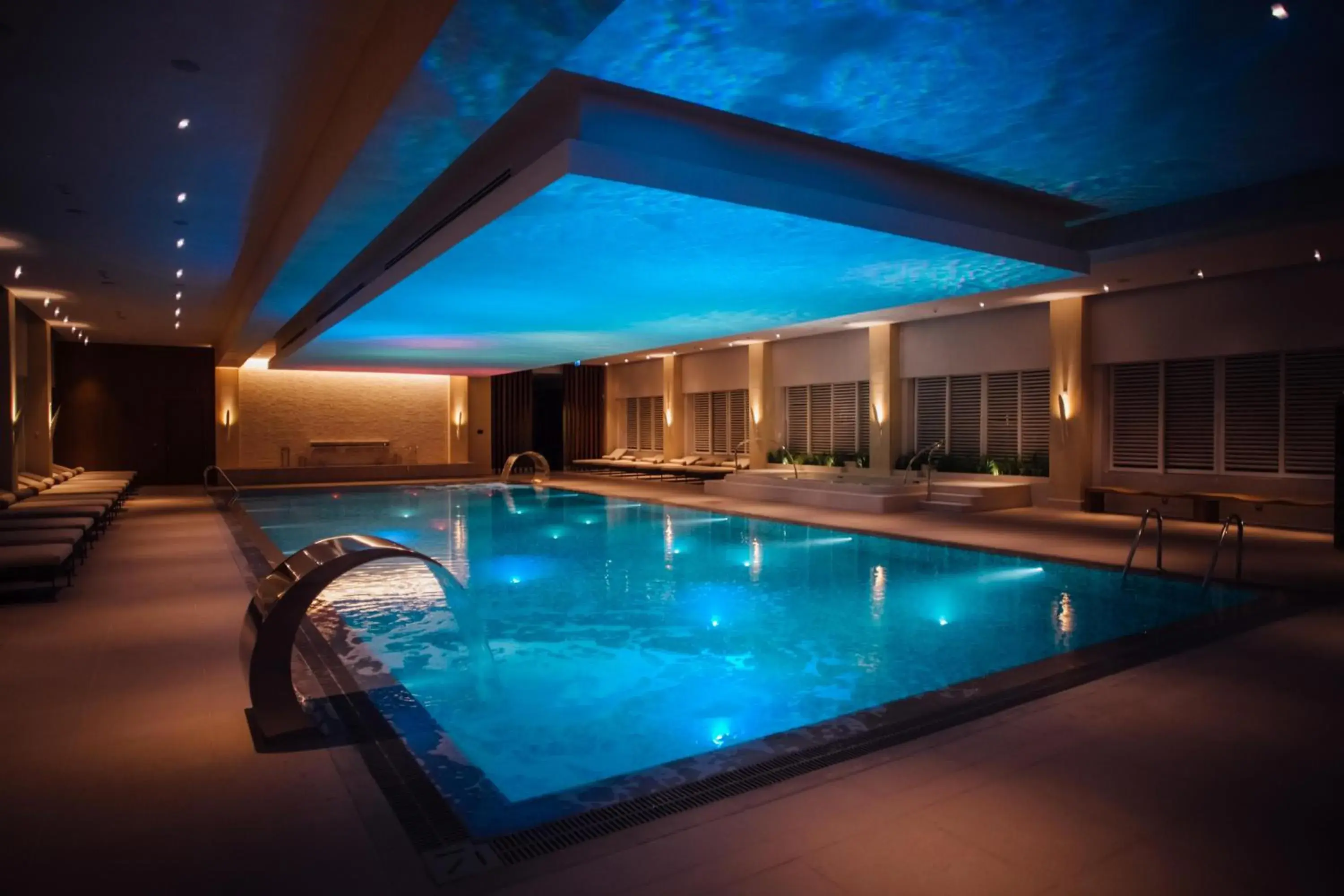 Swimming pool in Hyatt Regency Tashkent Swimming pool in Hyatt Regency Tashkent