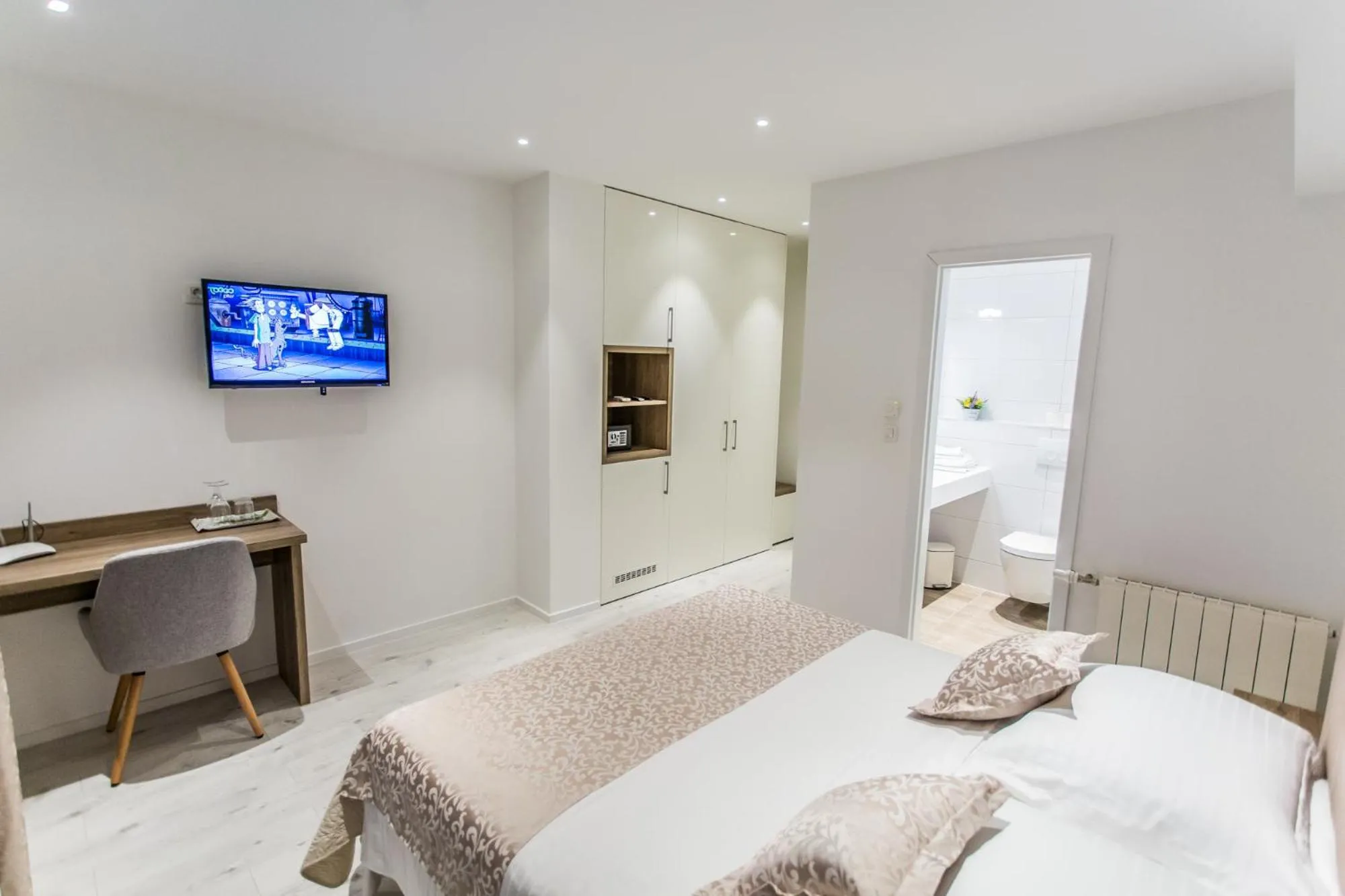 Double Room with Balcony in Pansion Casa