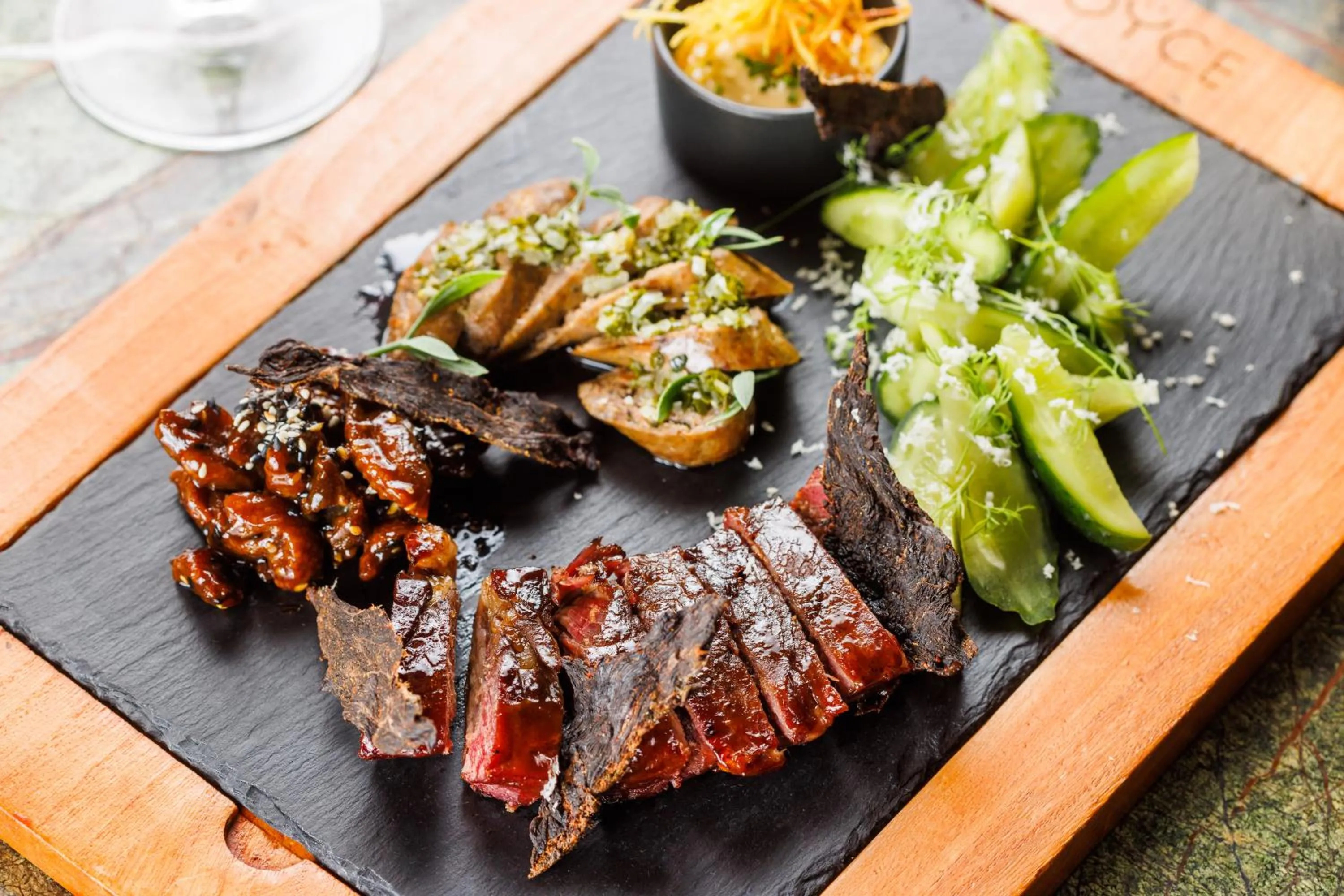 Restaurant/places to eat in V Spa & Conference Hotel