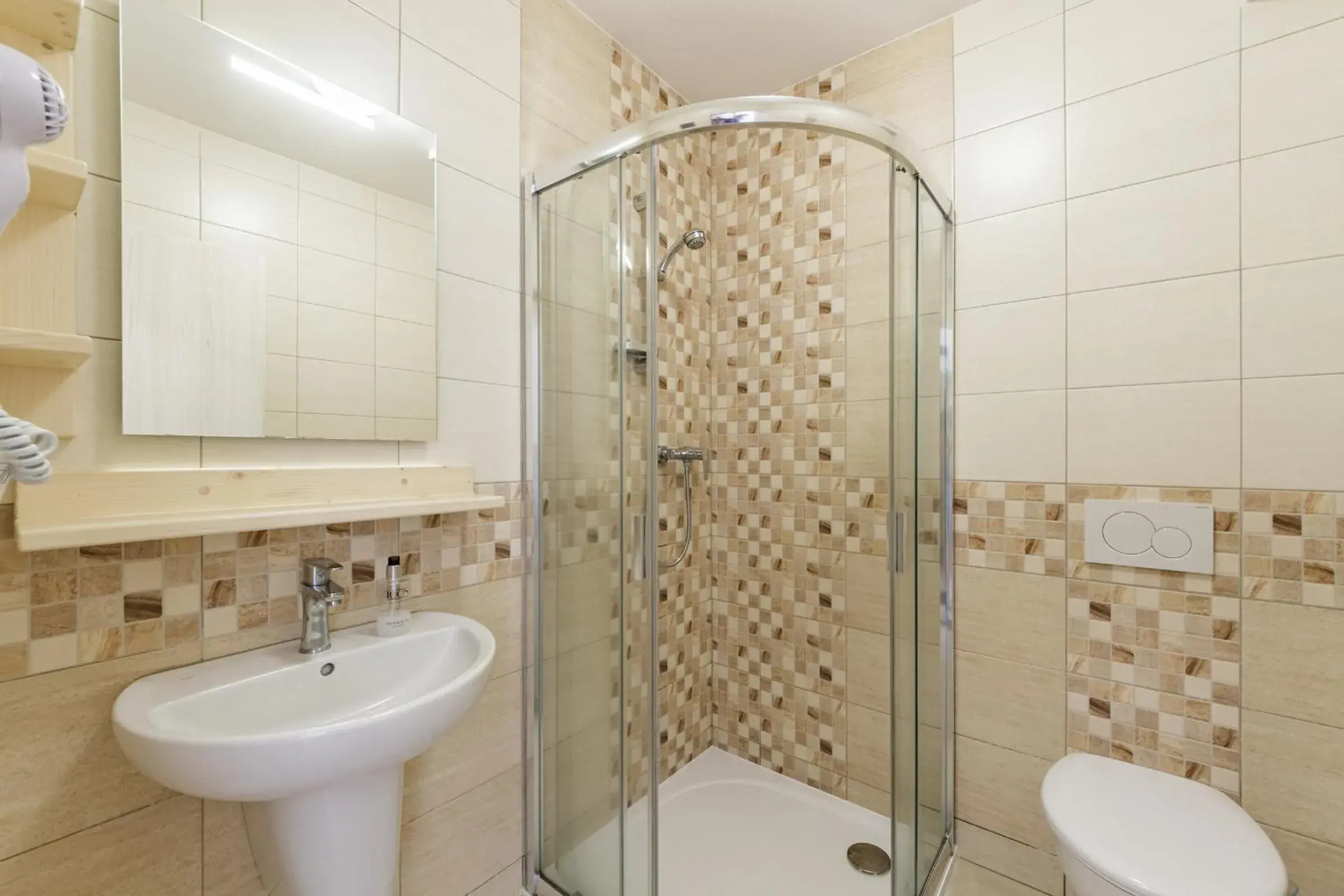 Double Room with Lake View - single occupancy in Penzion DaJa Double Room with Lake View - single occupancy in Penzion DaJa