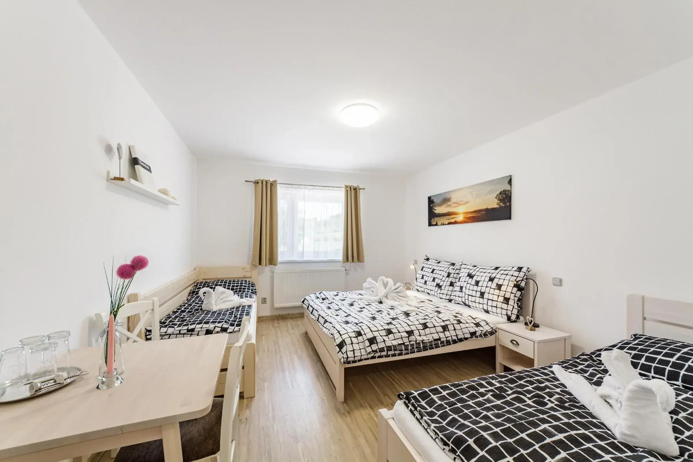 Quadruple Room with Garden View - single occupancy in Penzion DaJa Quadruple Room with Garden View - single occupancy in Penzion DaJa