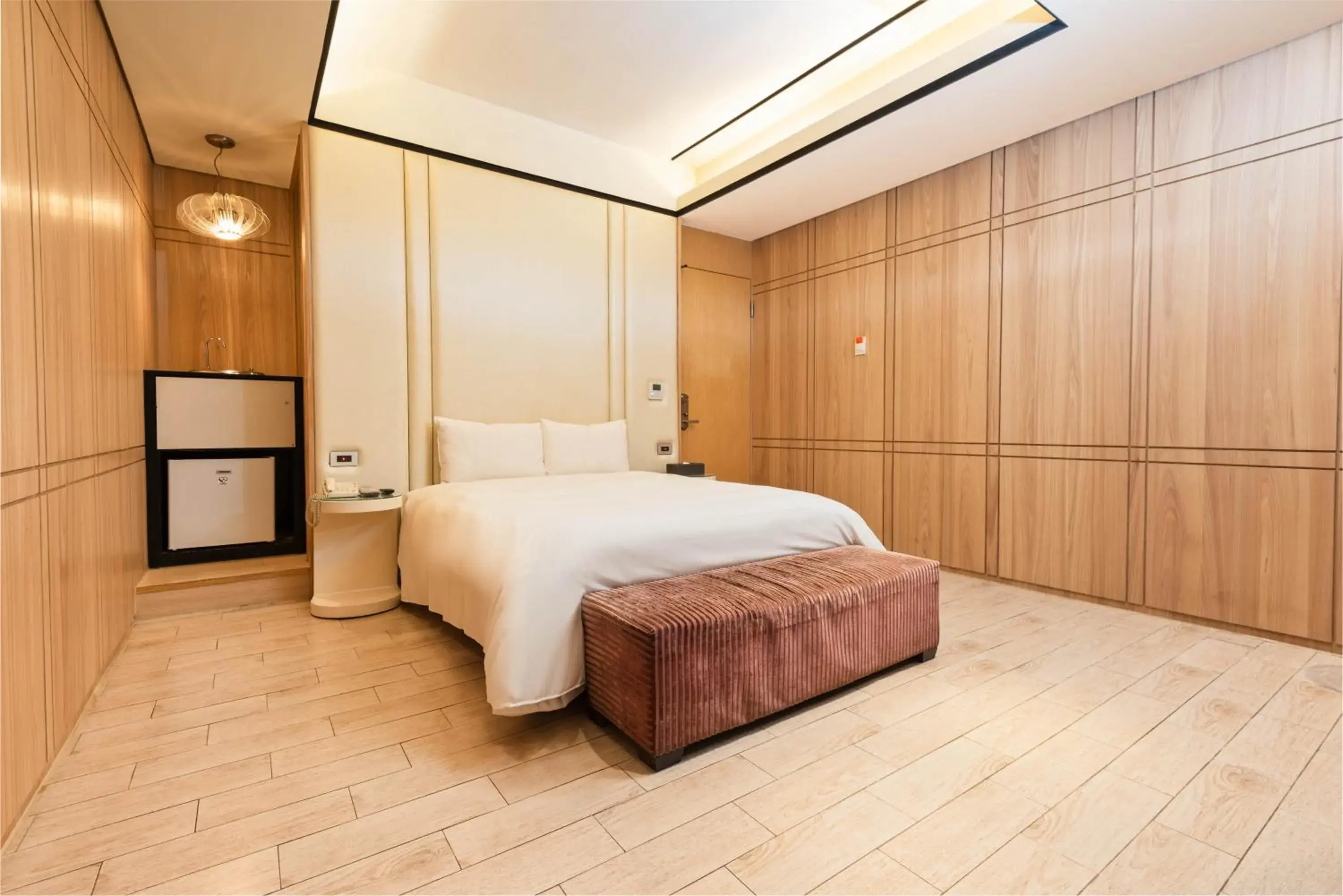 Bed in Holly Wood Motel Bed in Holly Wood Motel