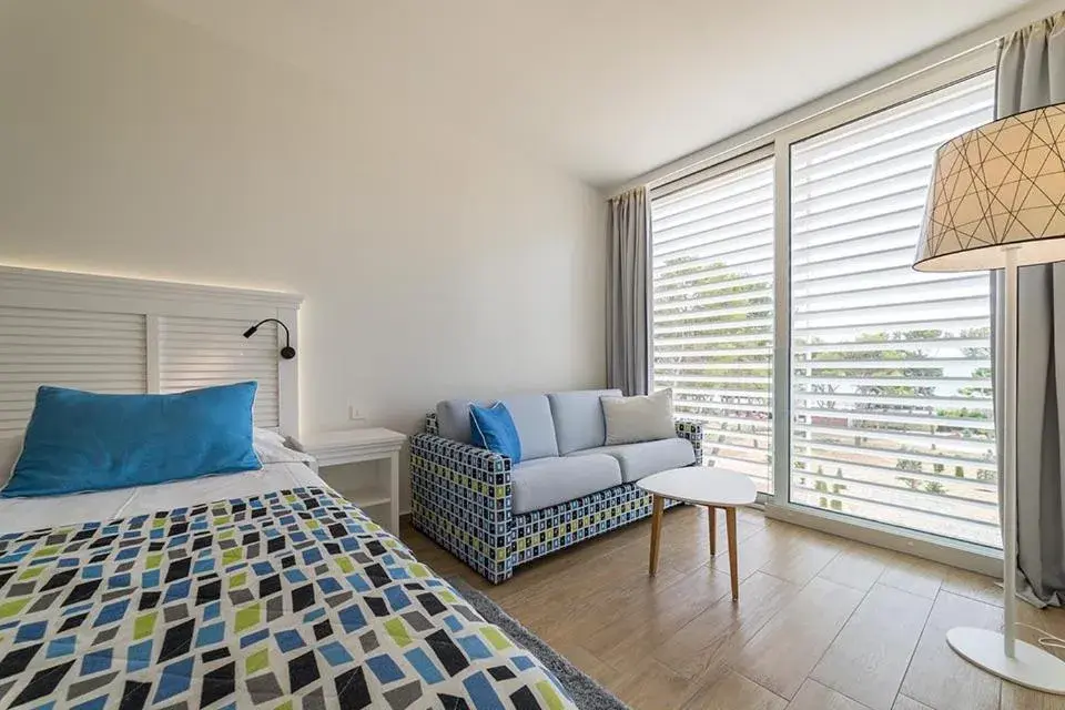 Double or Twin Room with Extra Bed - Courtyard View in Amadria Park Beach Hotel Jure Double or Twin Room with Extra Bed - Courtyard View in Amadria Park Beach Hotel Jure