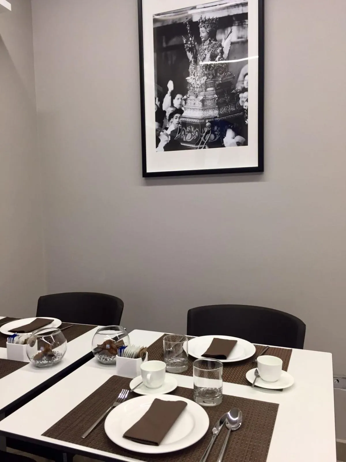 Restaurant/places to eat in ETNEA 454 Catania Luxury Rooms