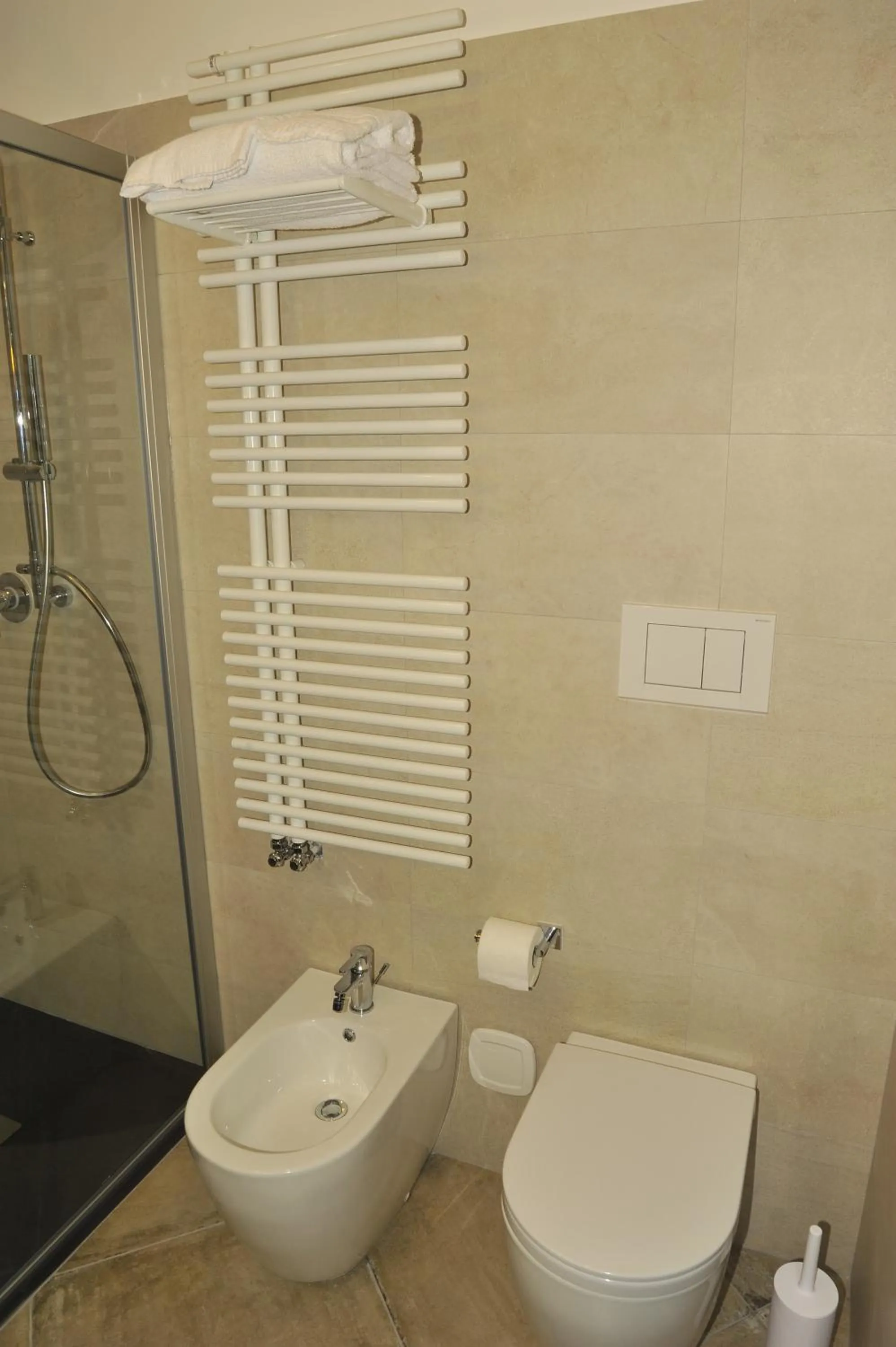 Toilet in ETNEA 454 Catania Luxury Rooms