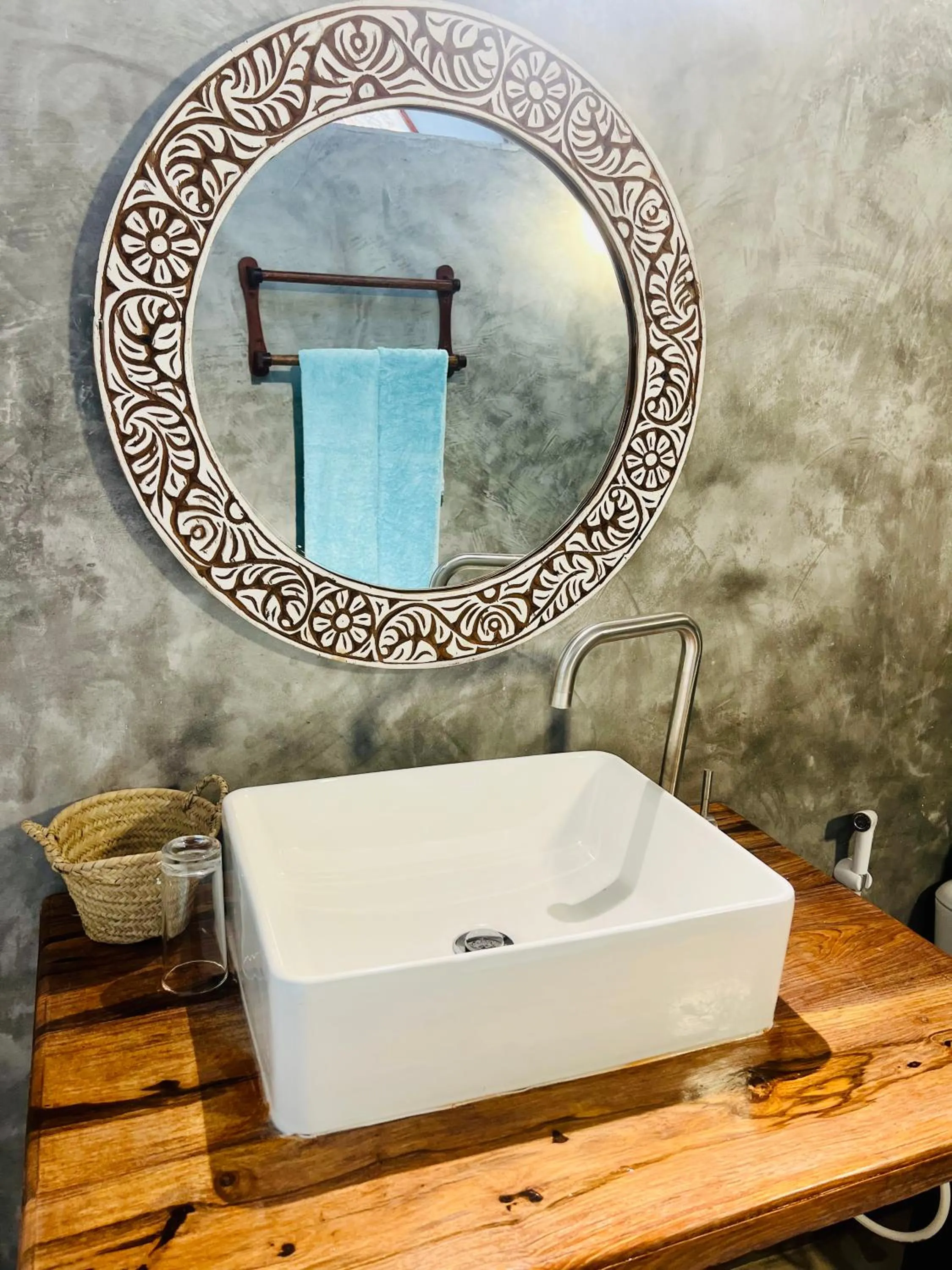 Decorative detail in Mnana Beach Bungalows
