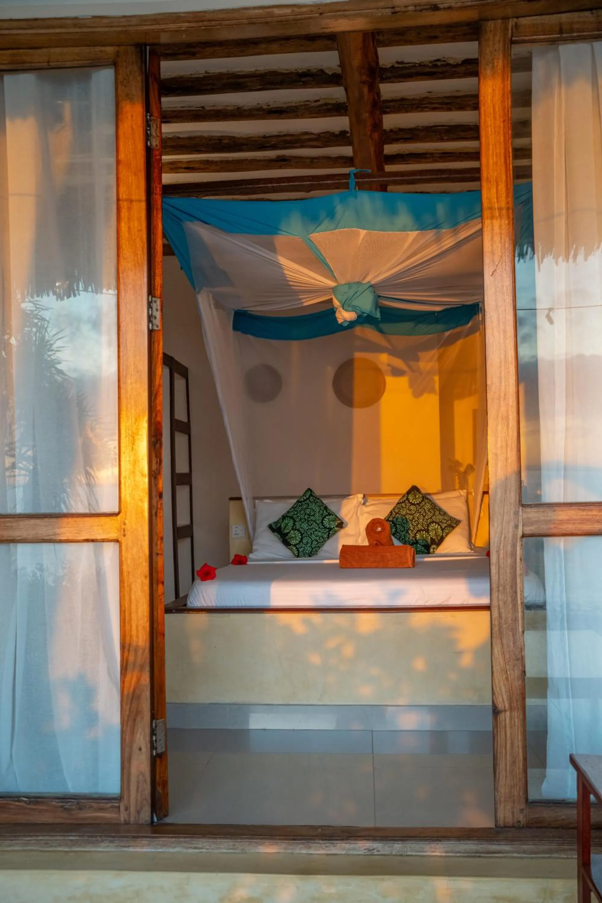 Sunrise in Mnana Beach Bungalows