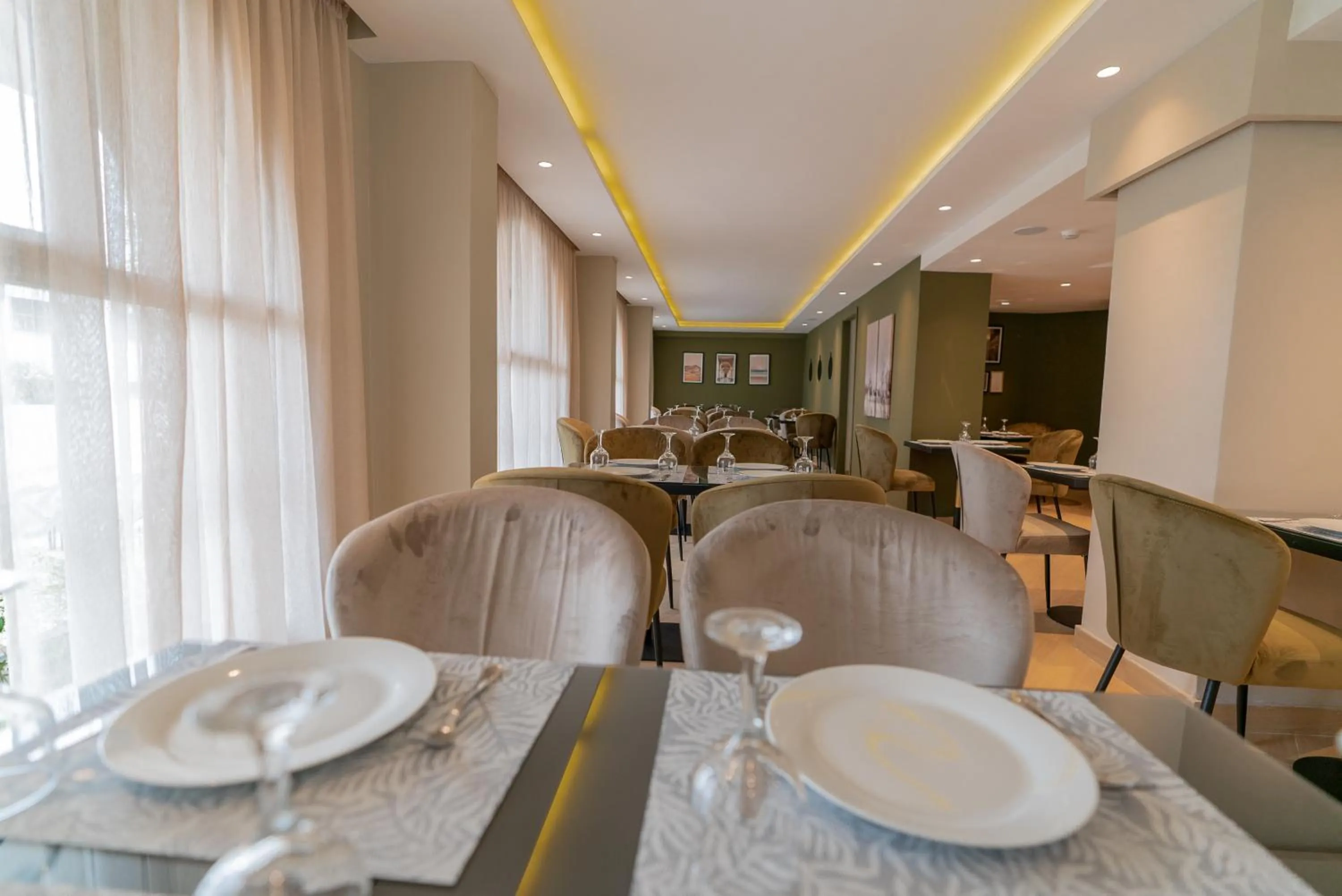 Restaurant/places to eat in Imperial Boutique Hotel Rabat