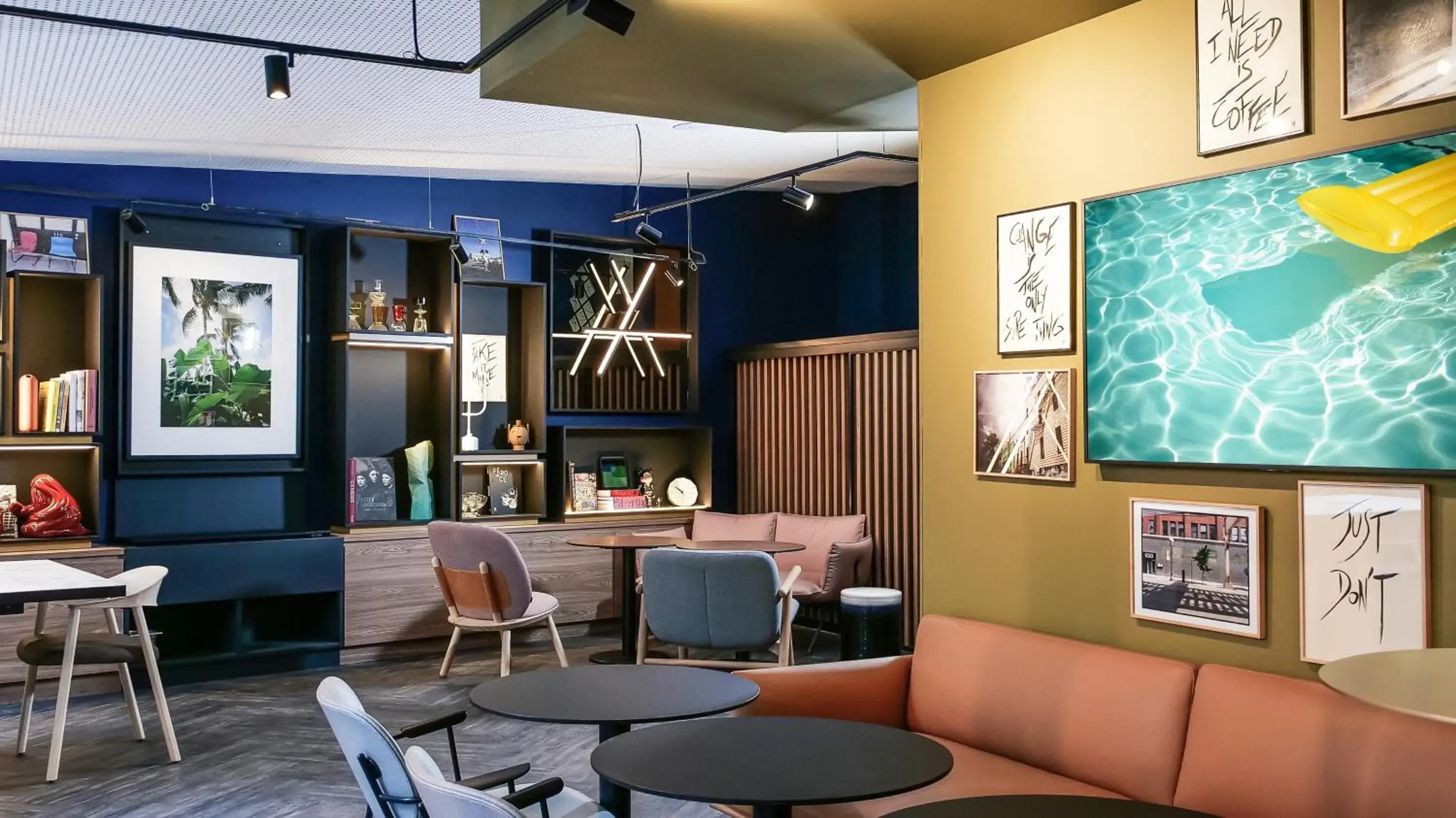 Living room in TRIBE Paris Batignolles Living room in TRIBE Paris Batignolles