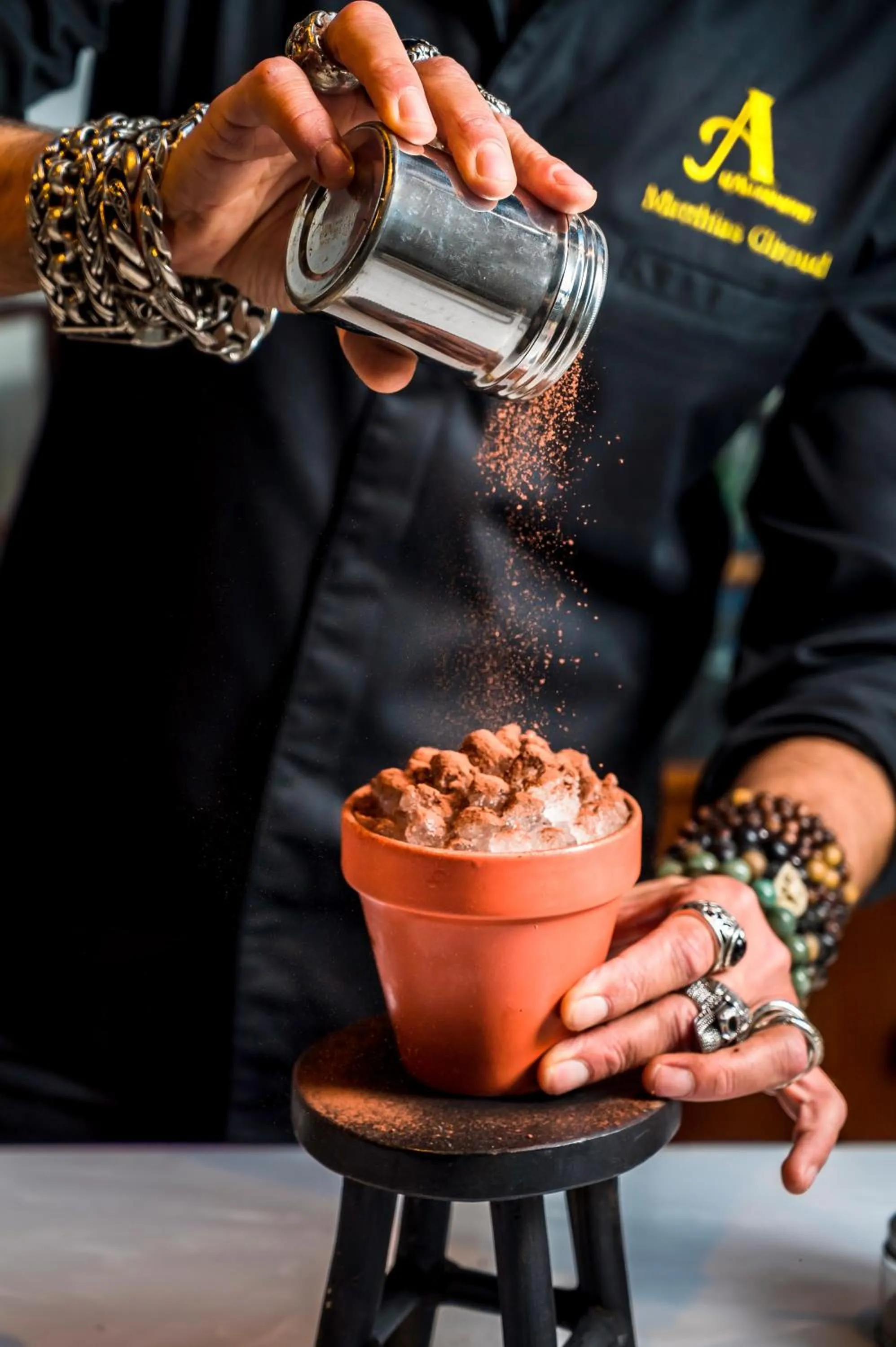 Alcoholic drinks in TRIBE Paris Batignolles