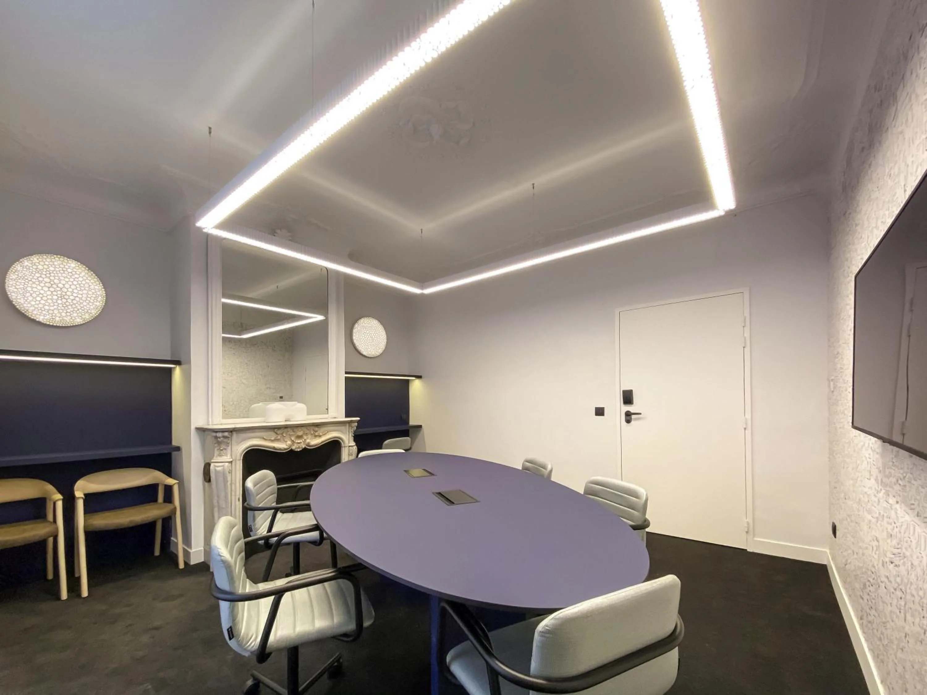 Meeting/conference room in TRIBE Paris Batignolles