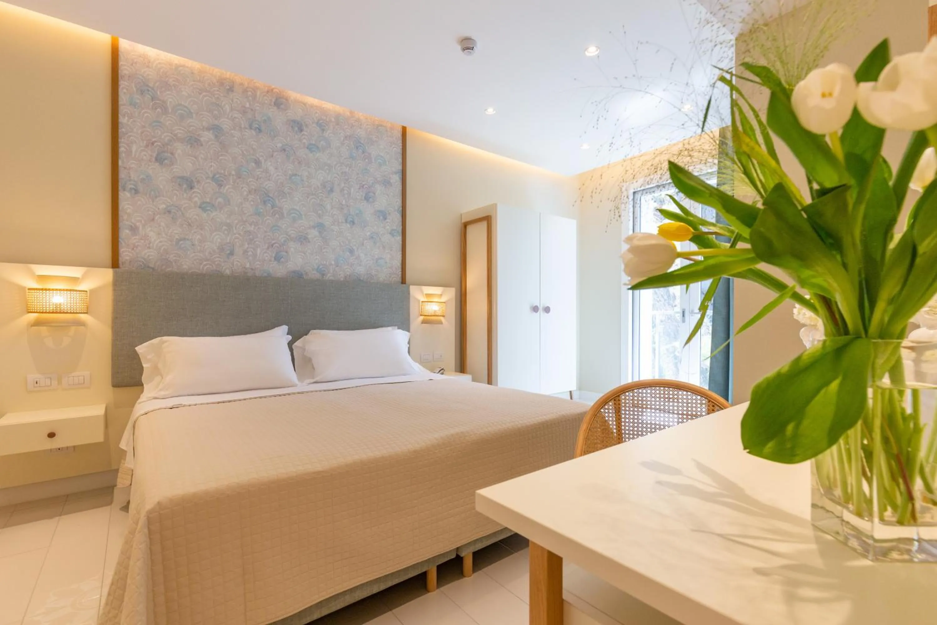 Photo of the whole room, Bed in Hotel Giosue' a mare Sorrento