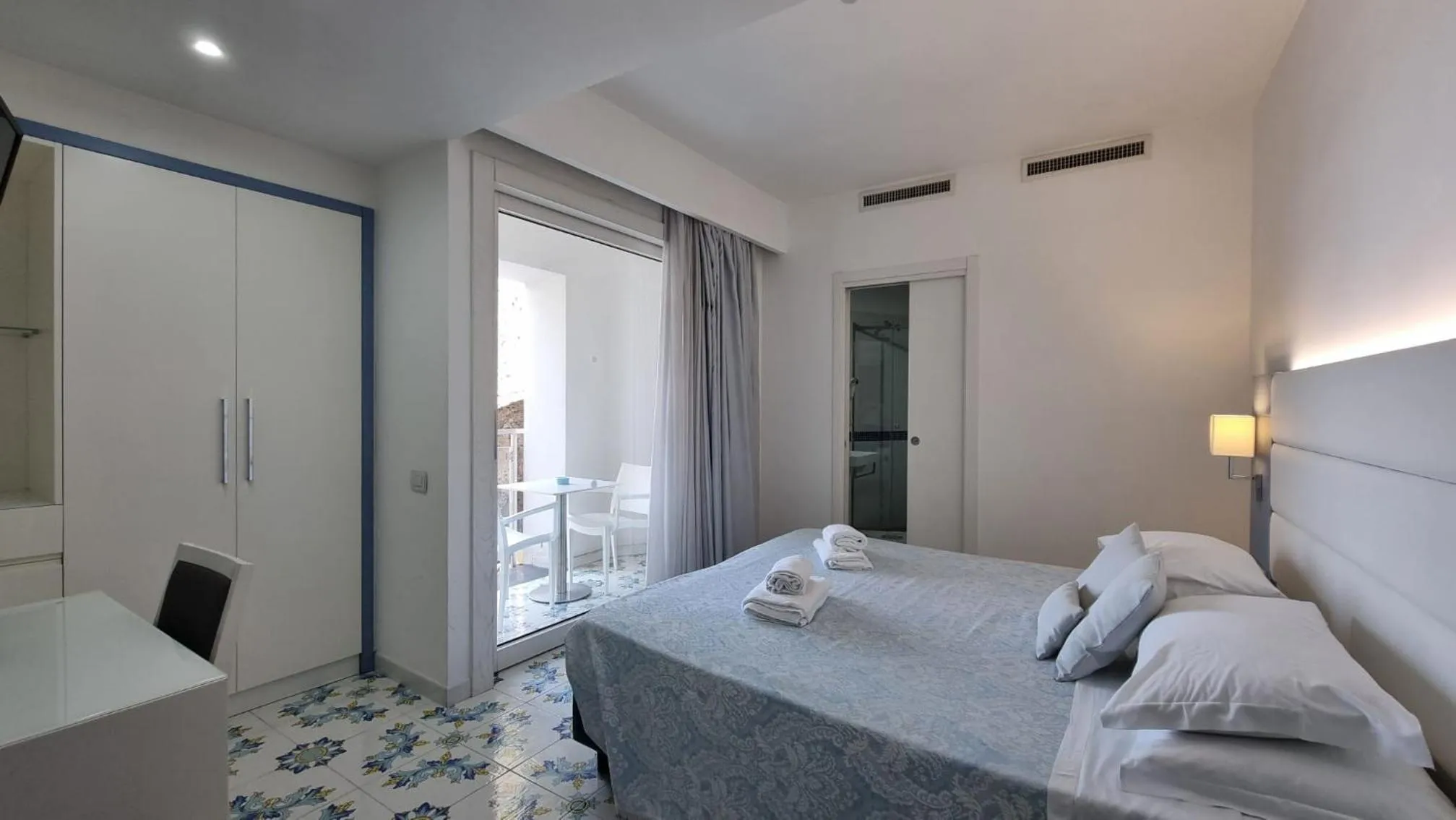 Bedroom, Bed in Hotel Giosue' a mare Sorrento
