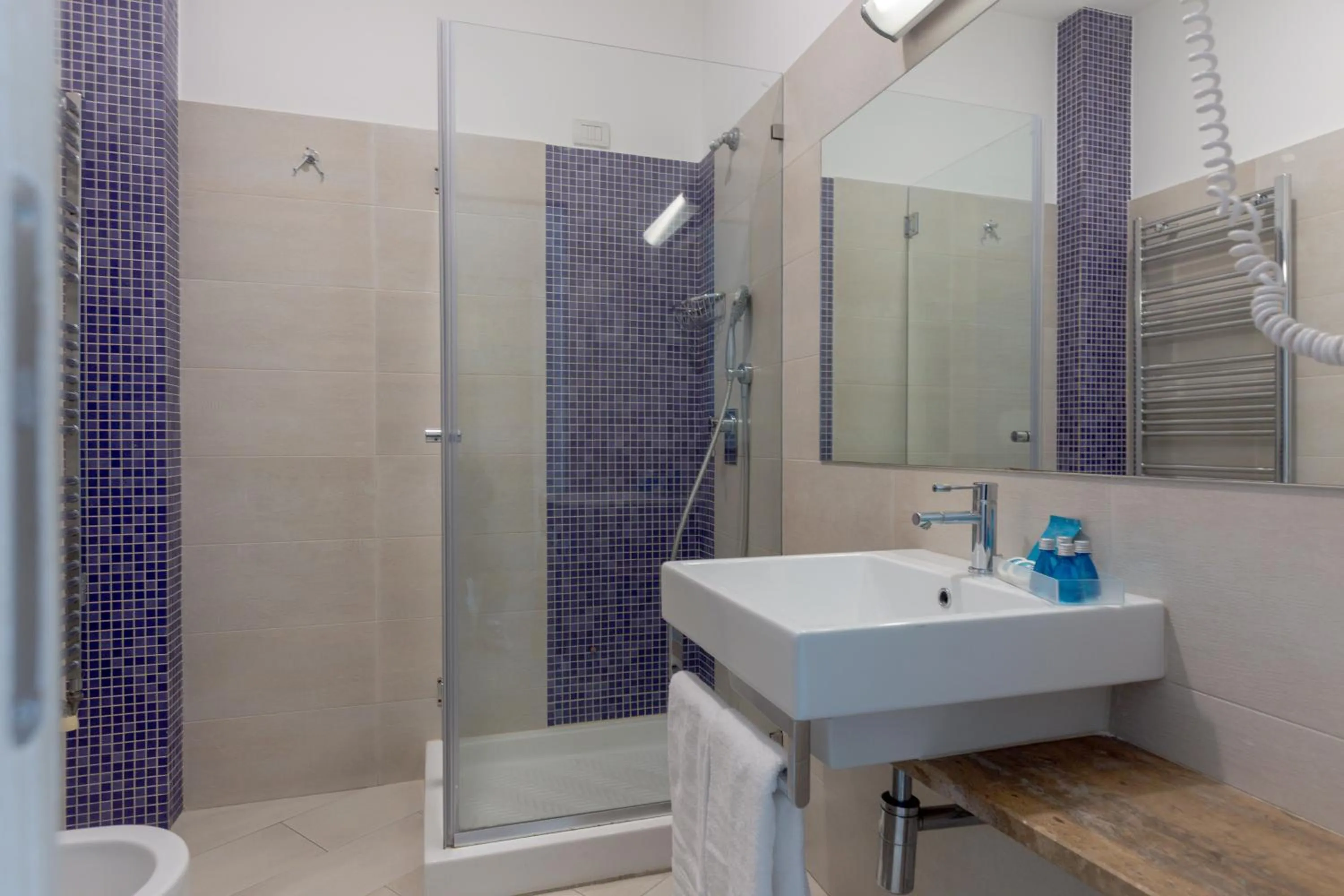 Bathroom in Hotel Giosue' a mare Sorrento