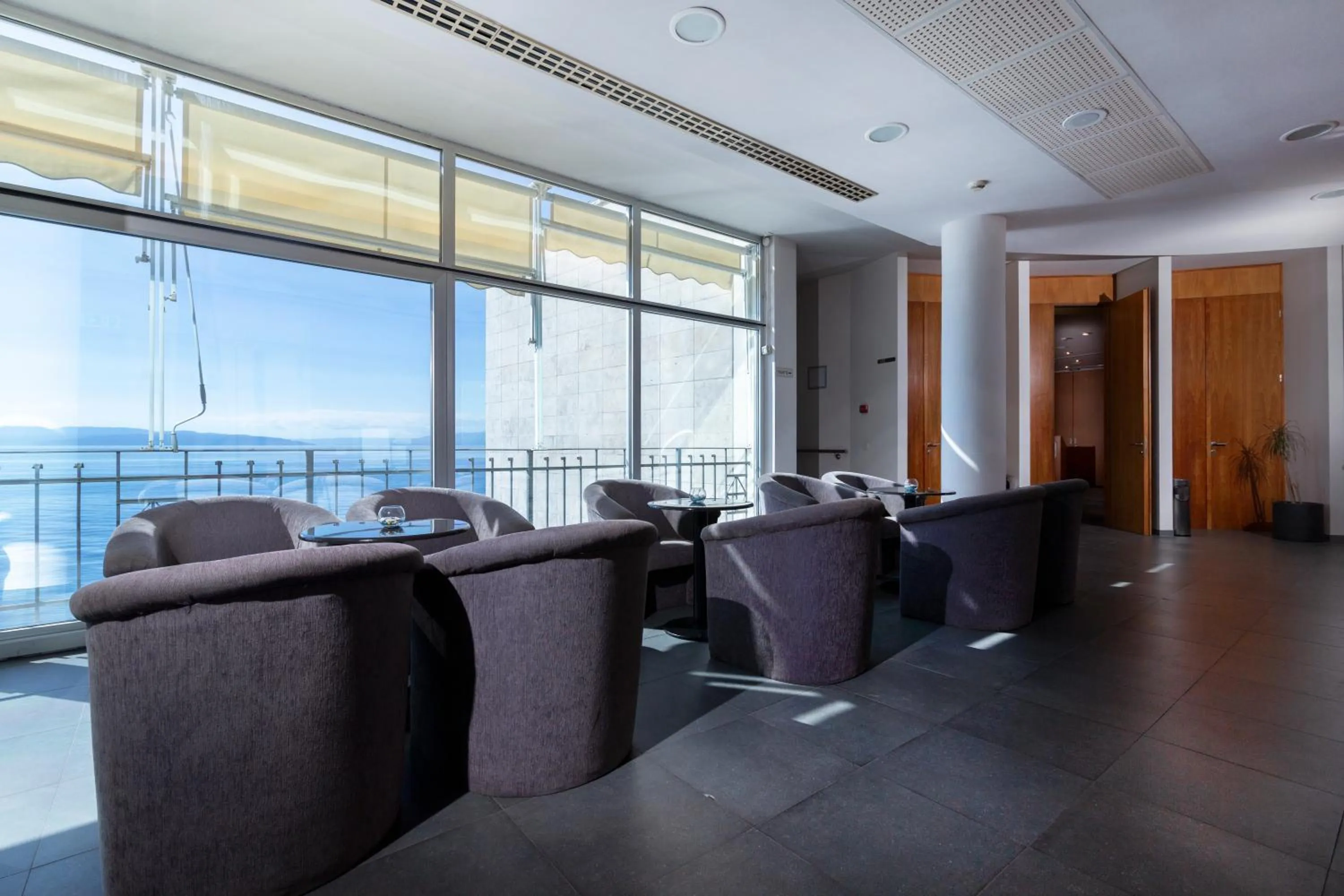 Lounge or bar in Hotel Jadran