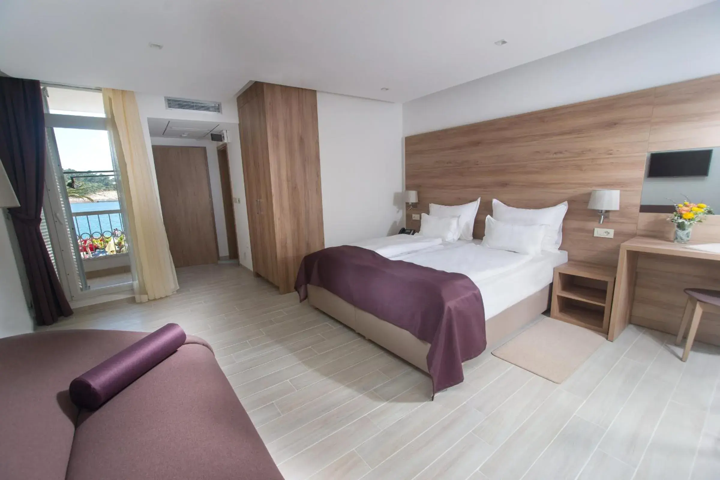 Photo of the whole room, Bed in Hotel Biokovo Photo of the whole room, Bed in Hotel Biokovo