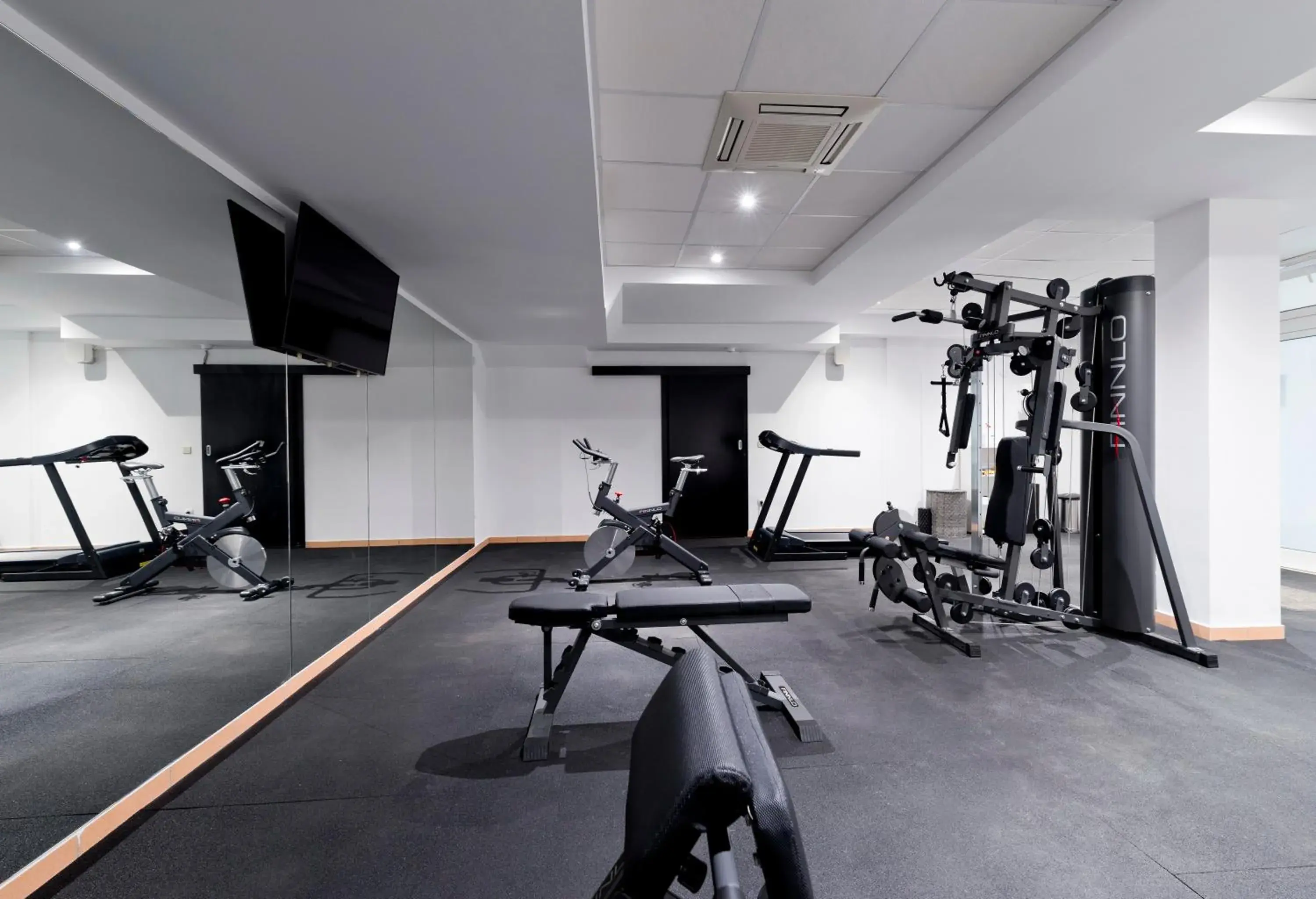 Fitness centre/facilities, Fitness Center/Facilities in Hotel Perla