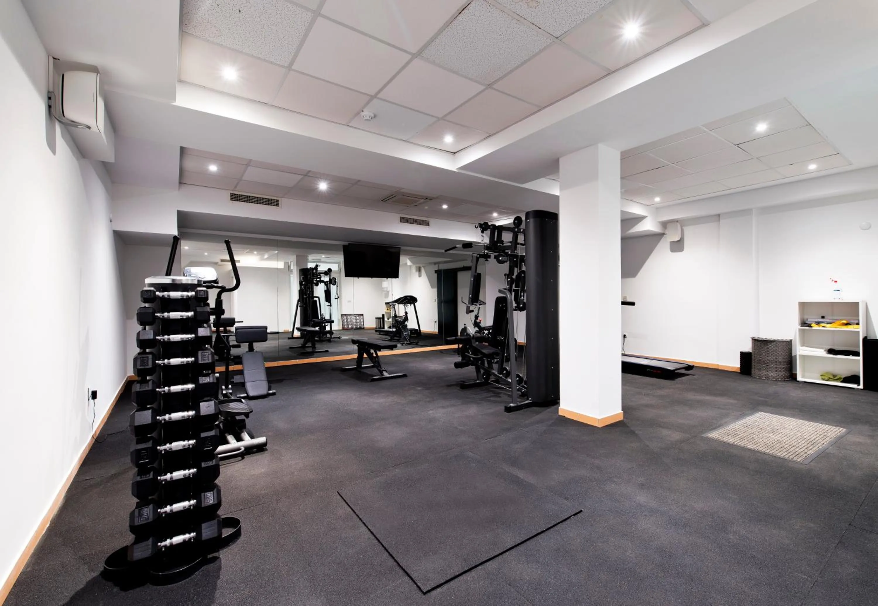 Fitness centre/facilities in Hotel Perla