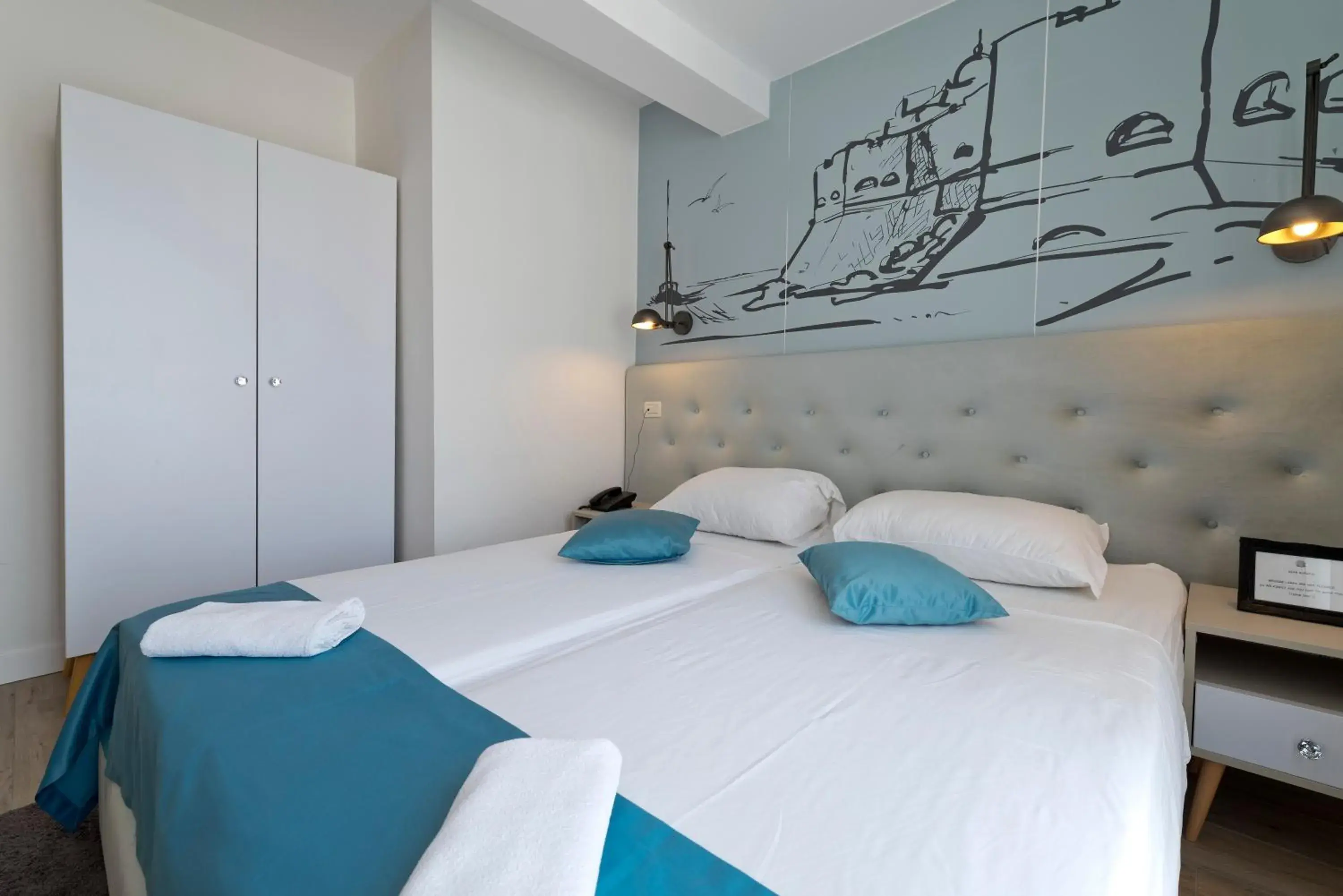 Bedroom in Hotel Perla