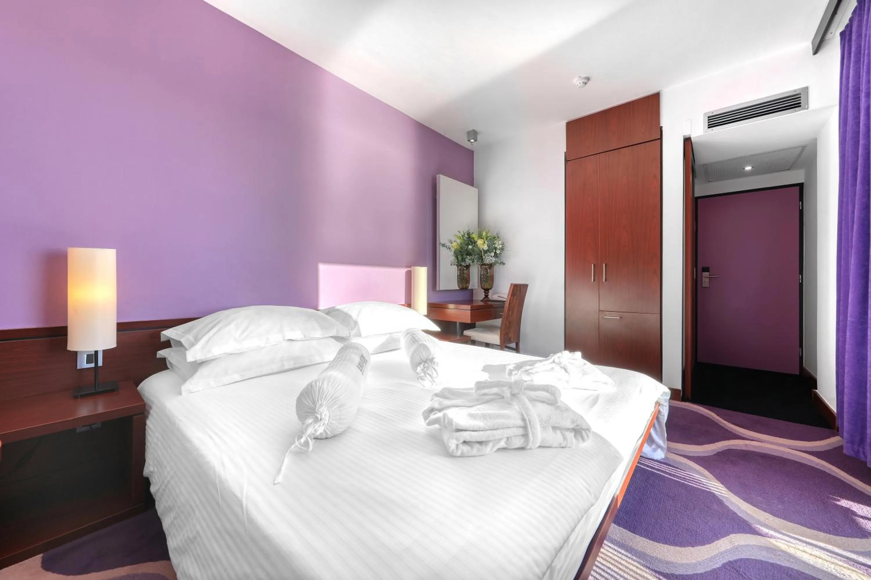 Bedroom, Bed in Ilirija Resort Hotel Adriatic