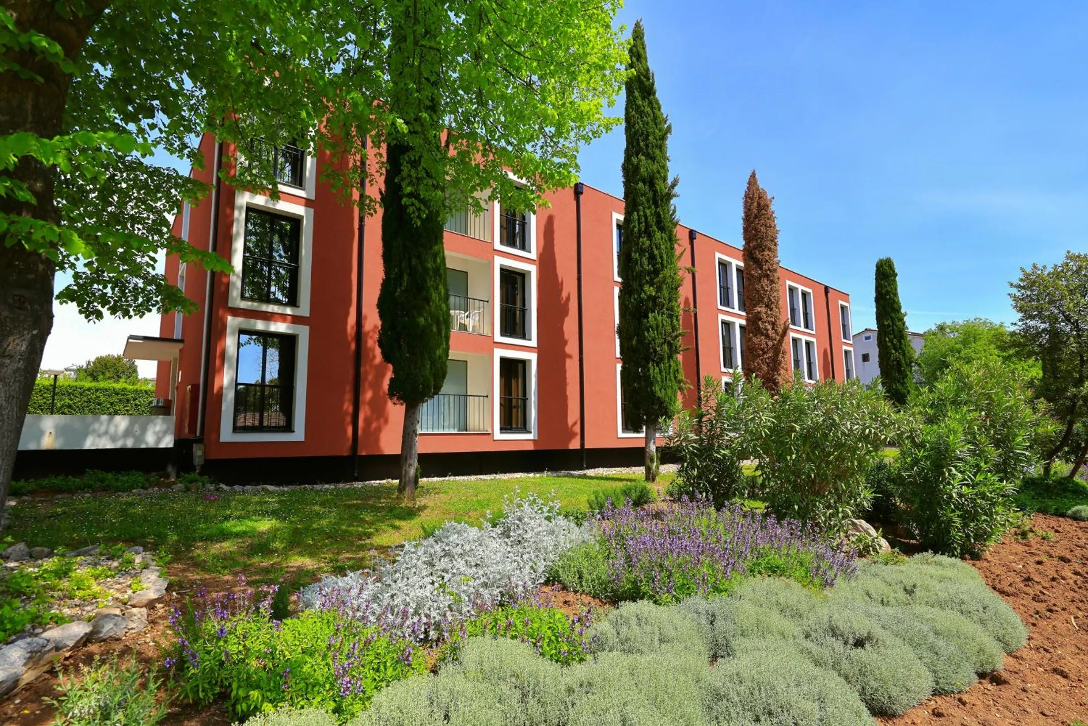 Property building in Hotel Villa Donat