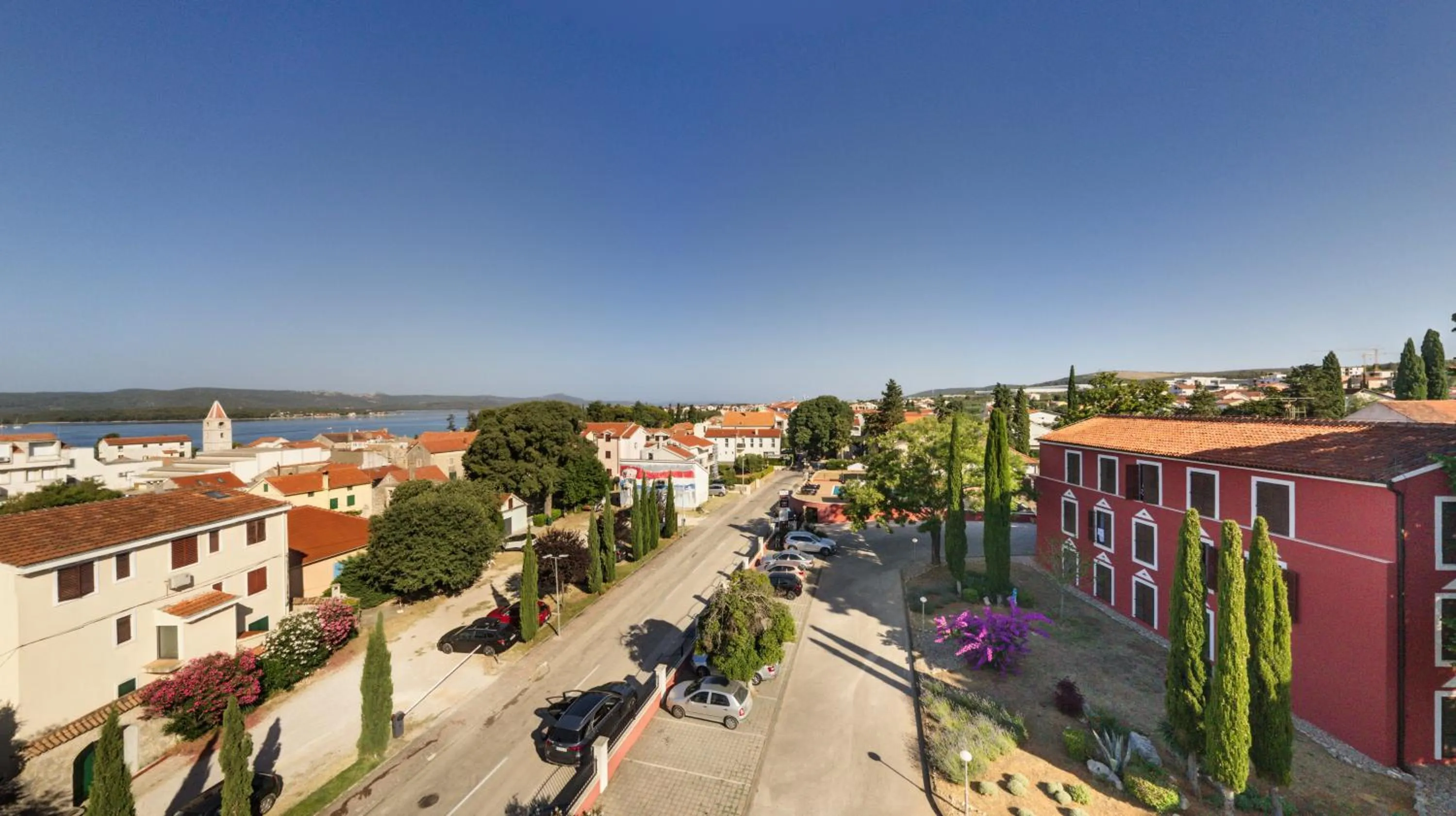 Property building in Hotel Villa Donat