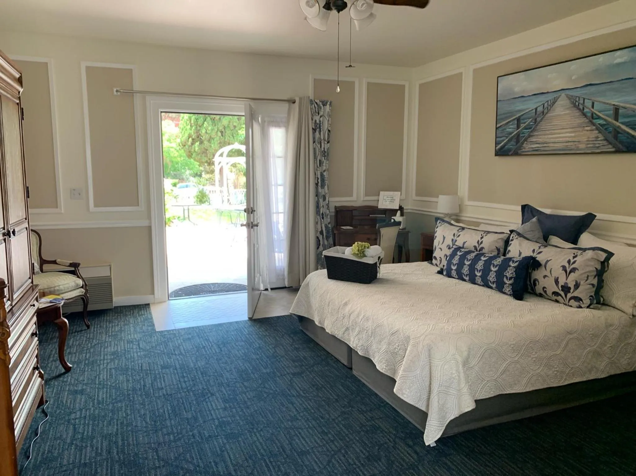 Bed in The Inn at Benicia Bay