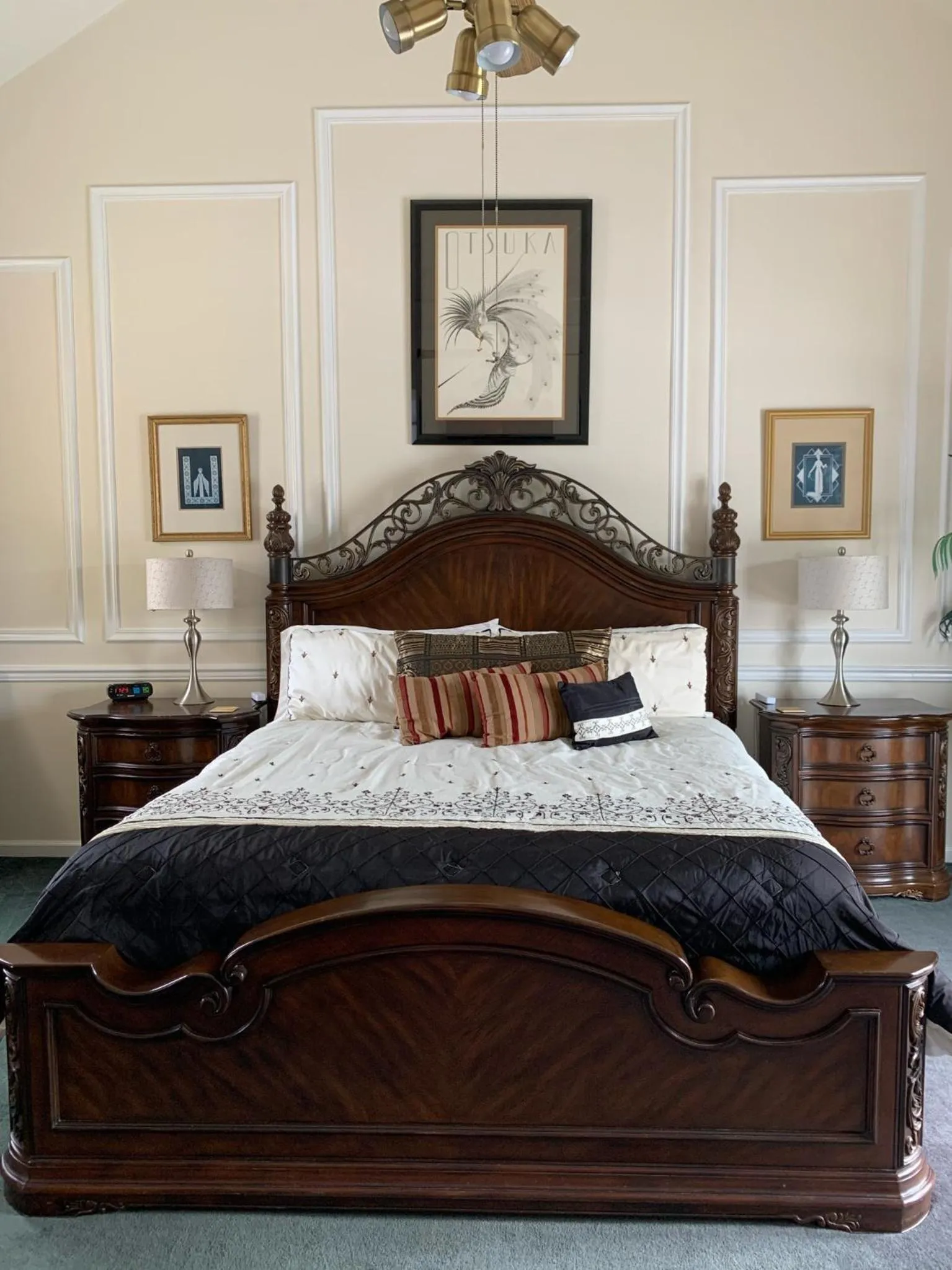 Bed in The Inn at Benicia Bay